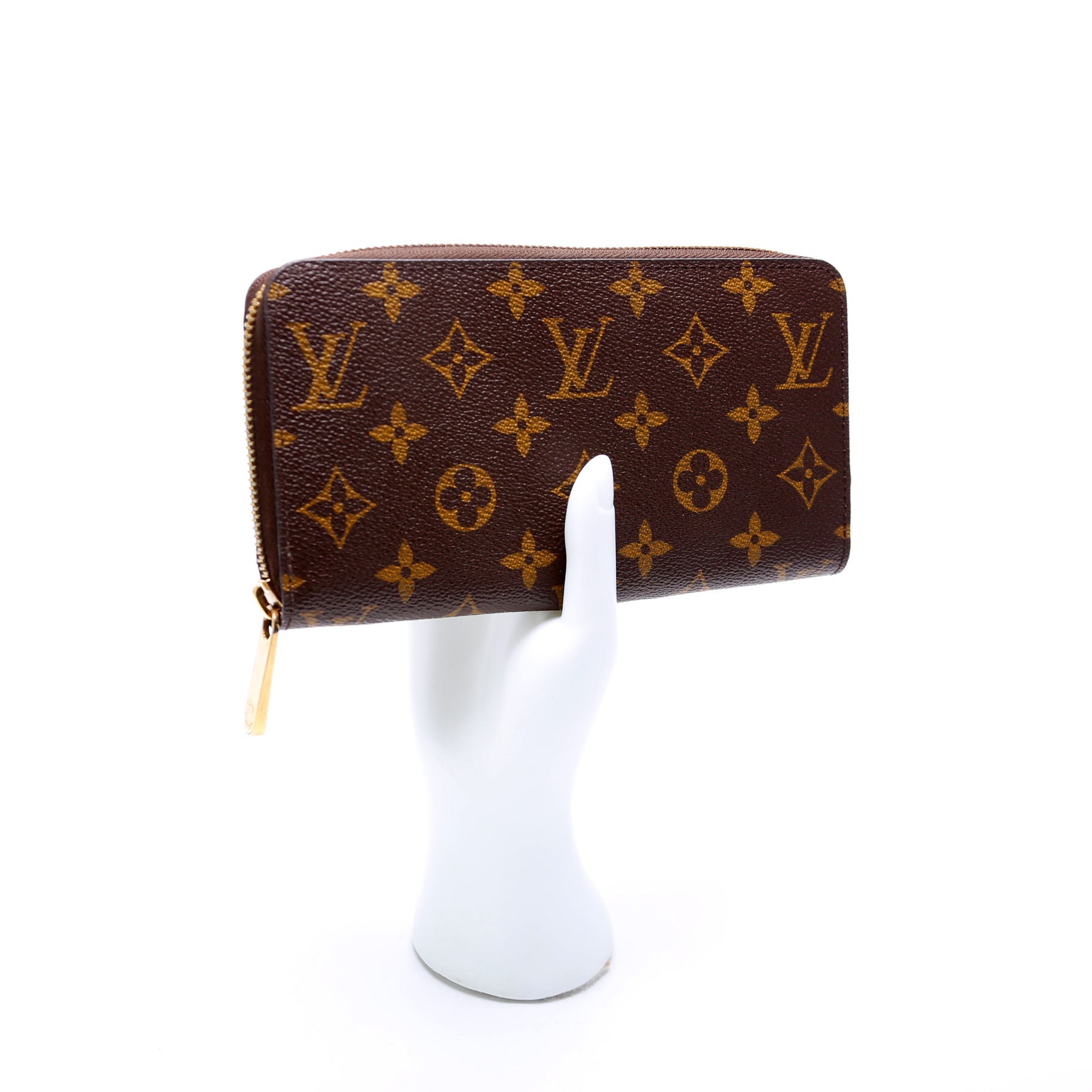 Zippy Wallet Monogram