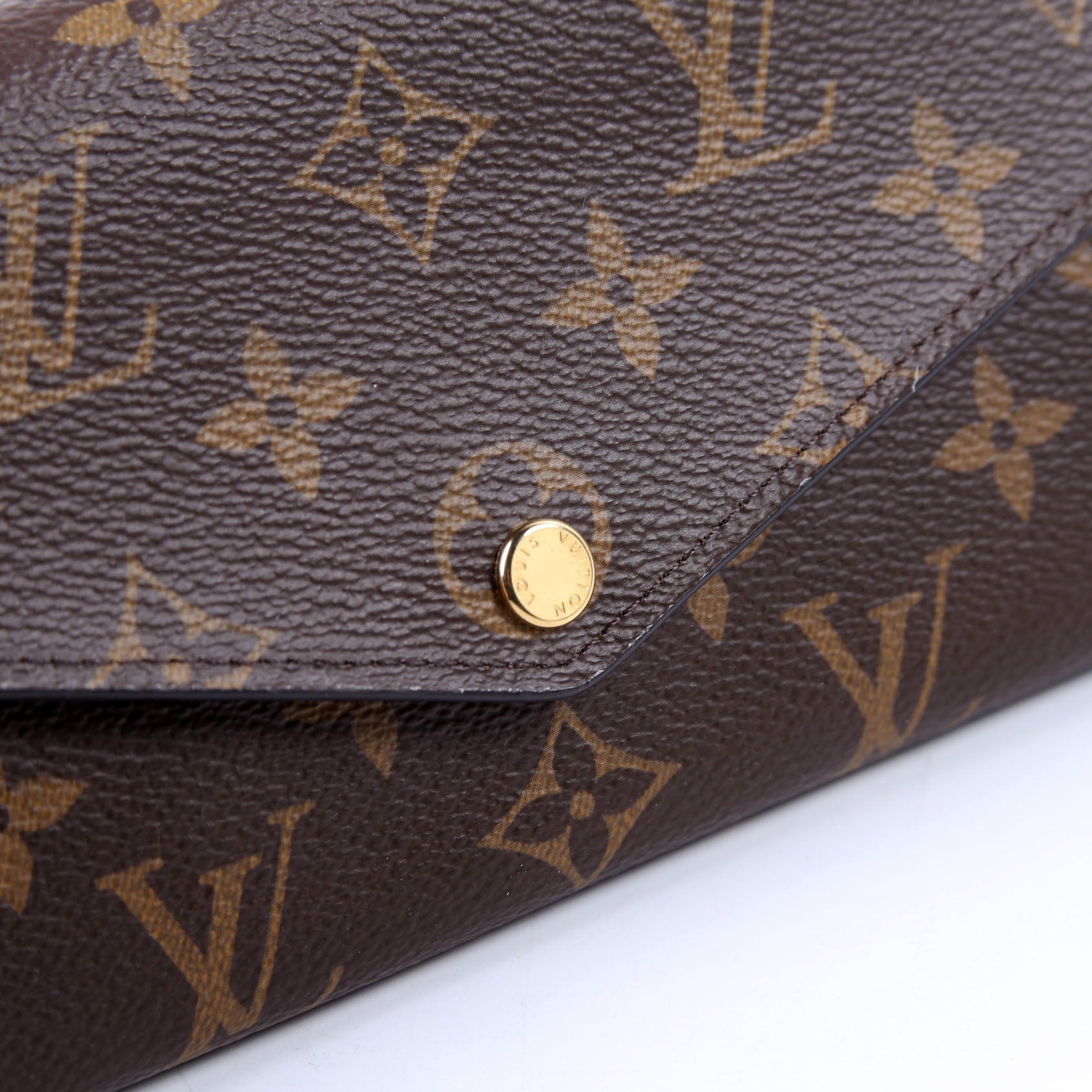 Sarah Wallet Monogram Newer