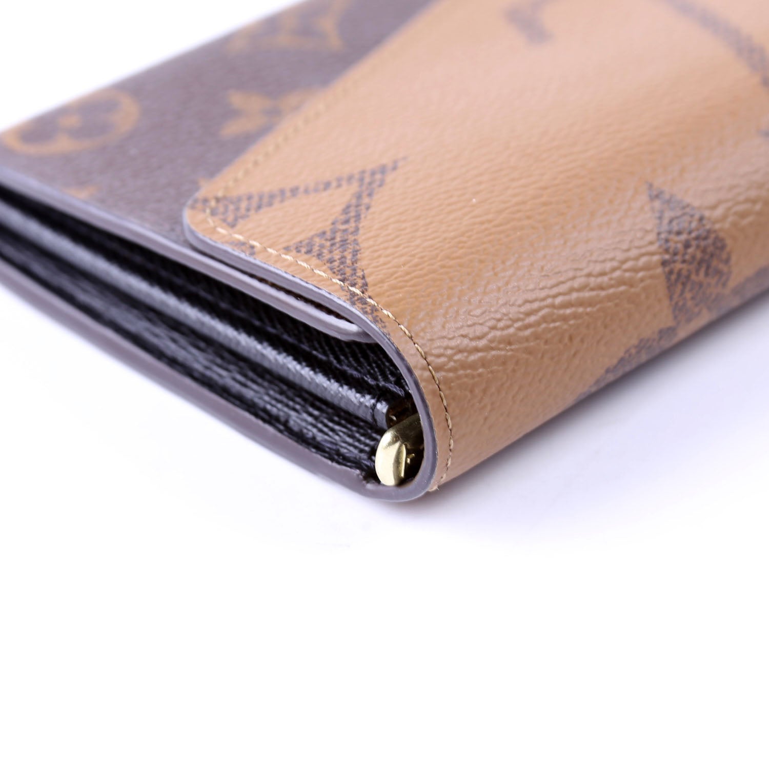 Sarah Wallet Giant Reversed Monogram