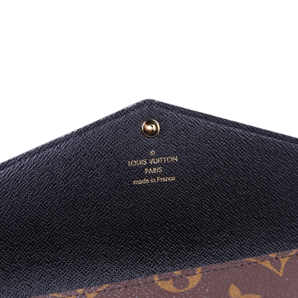 Sarah Wallet Giant Reversed Monogram