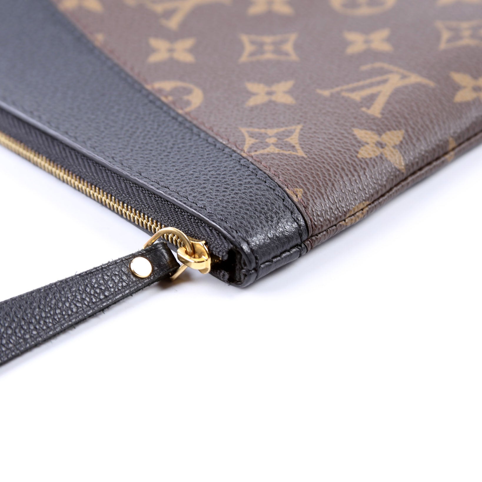 Daily Pouch Monogram Black
