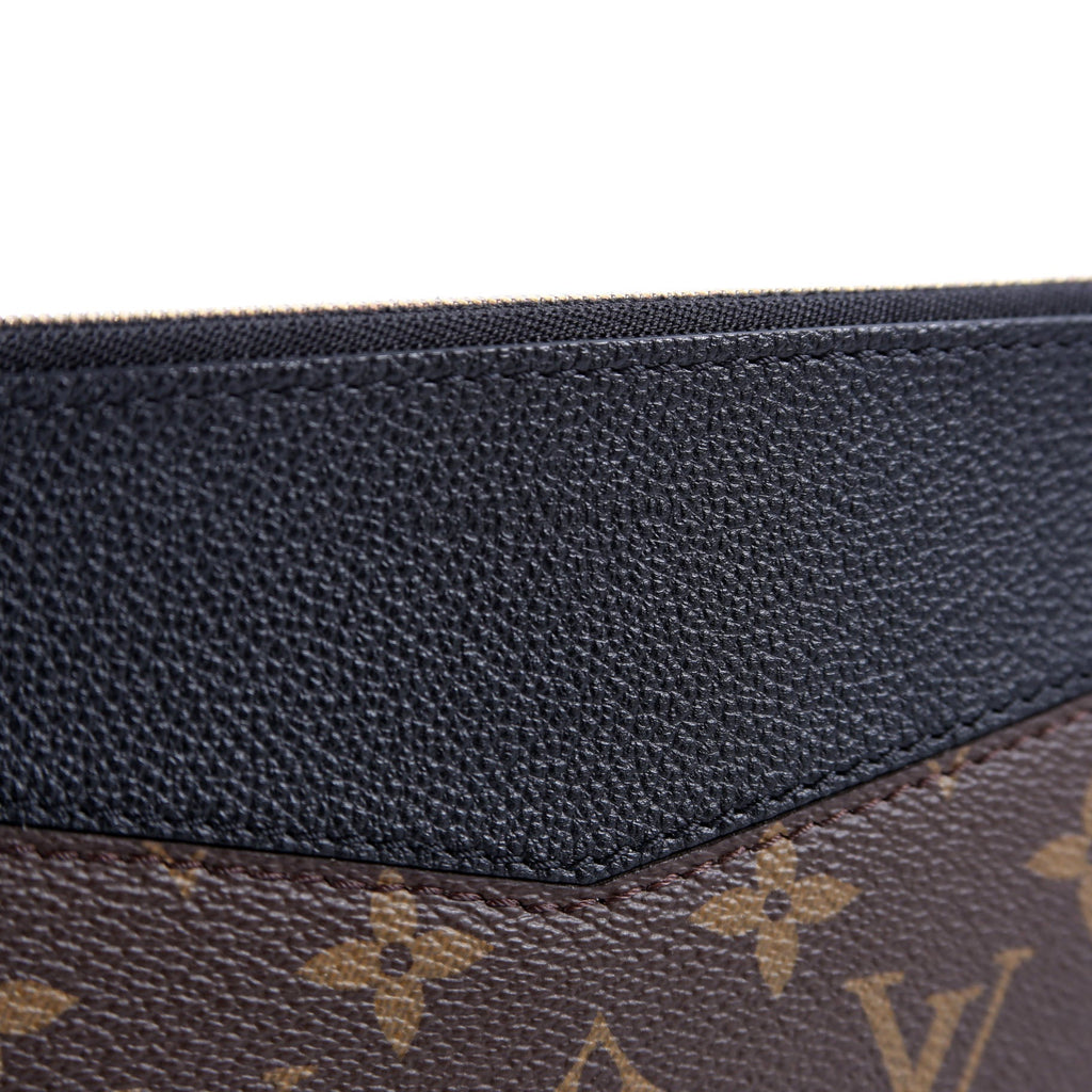 Daily Pouch Monogram Black