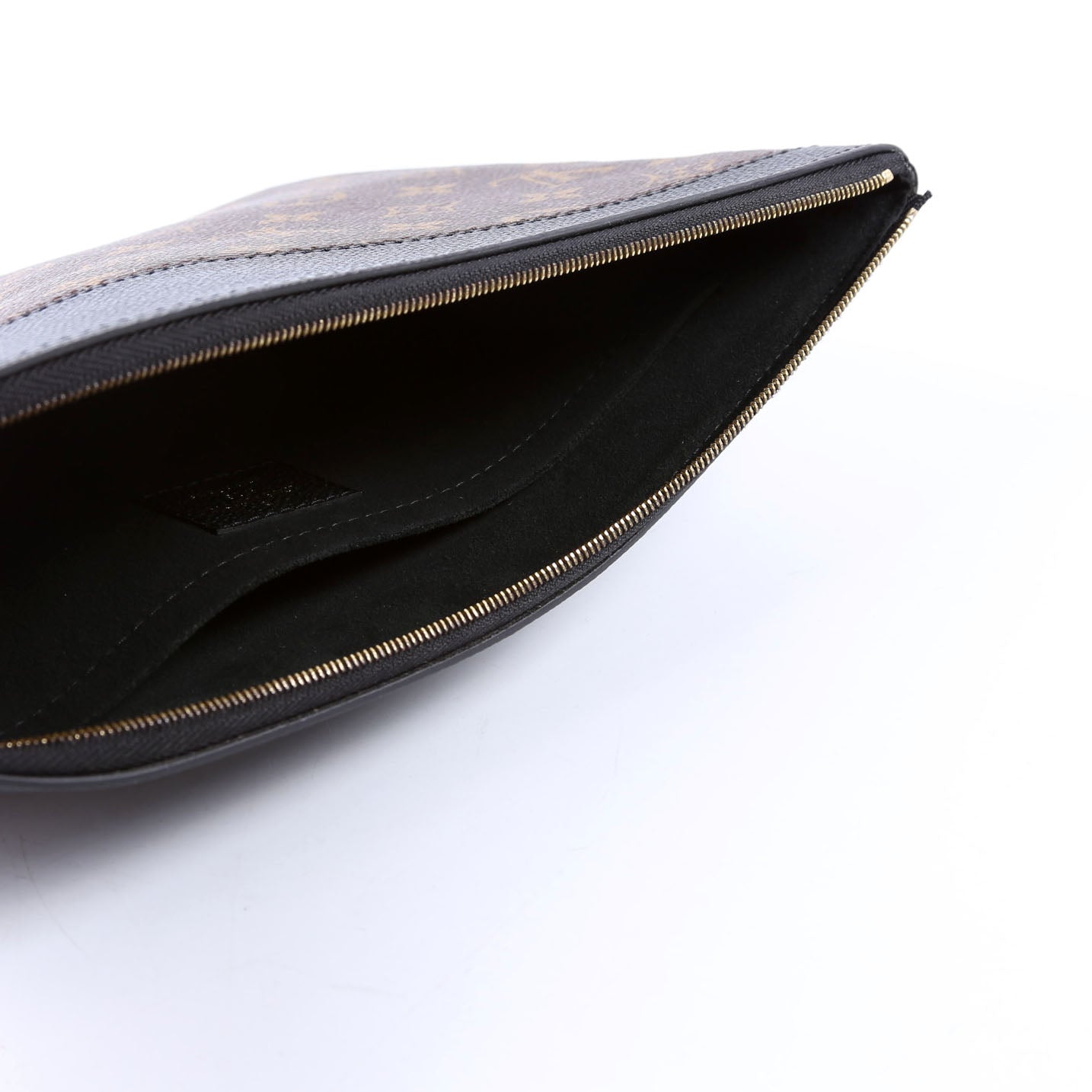 Daily Pouch Monogram Black
