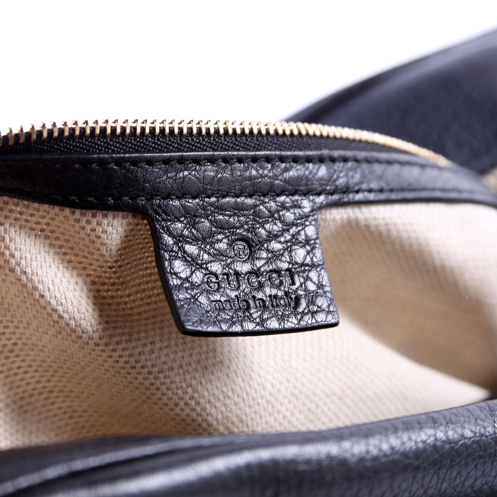 353126 Soho Chain Tote