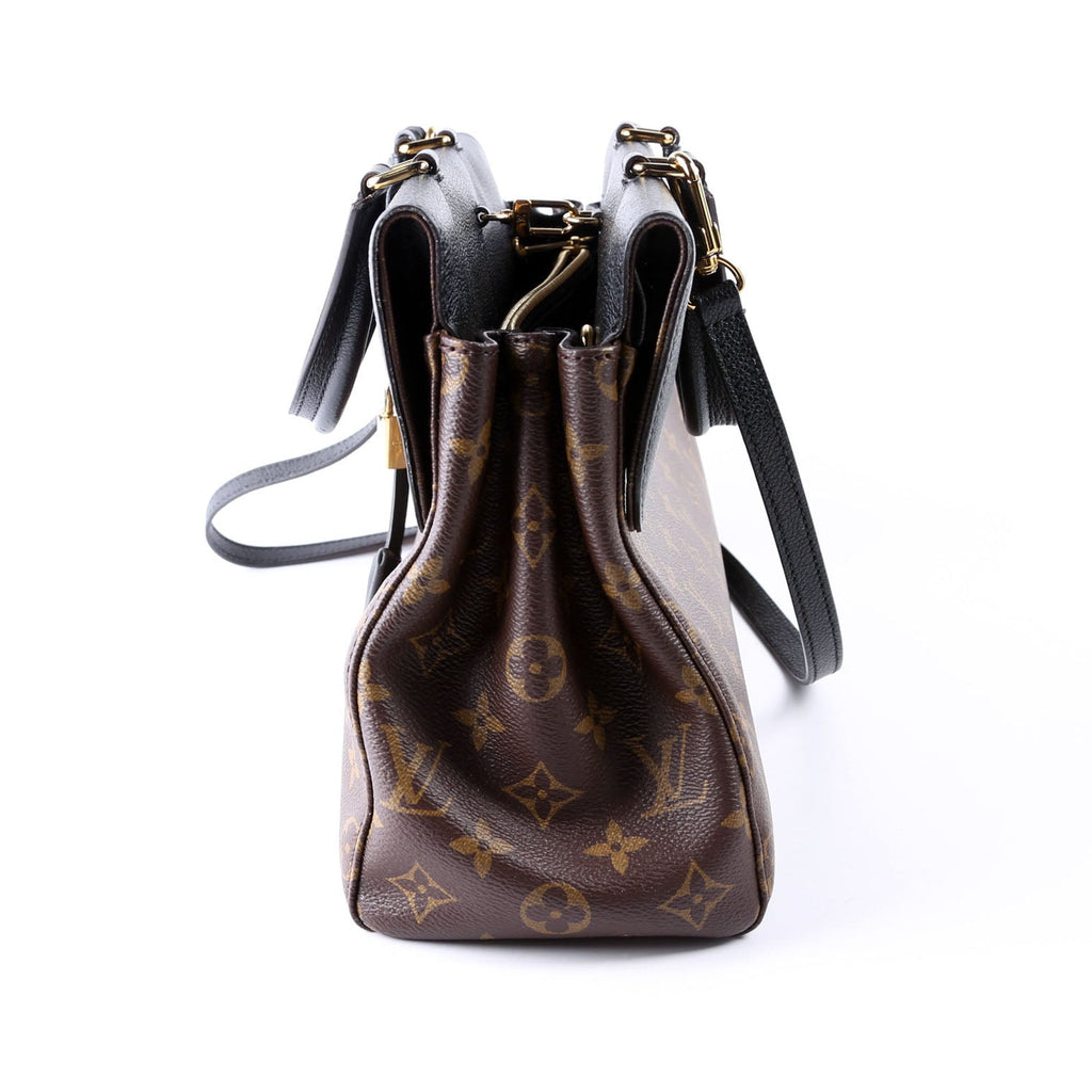 Venus Monogram Black