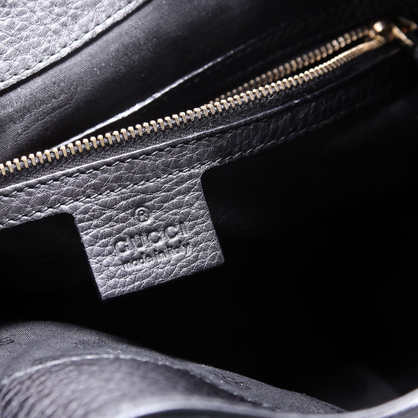247599 Web Leather Heritage Shoulder Bag