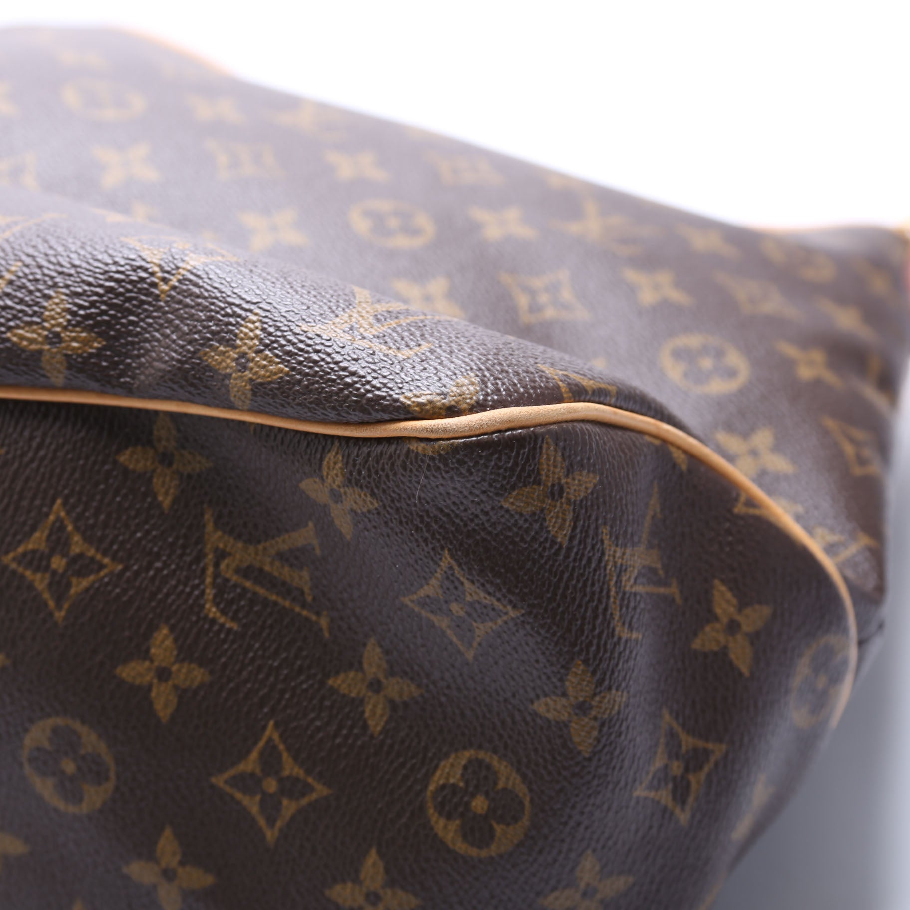 Delightful MM Monogram