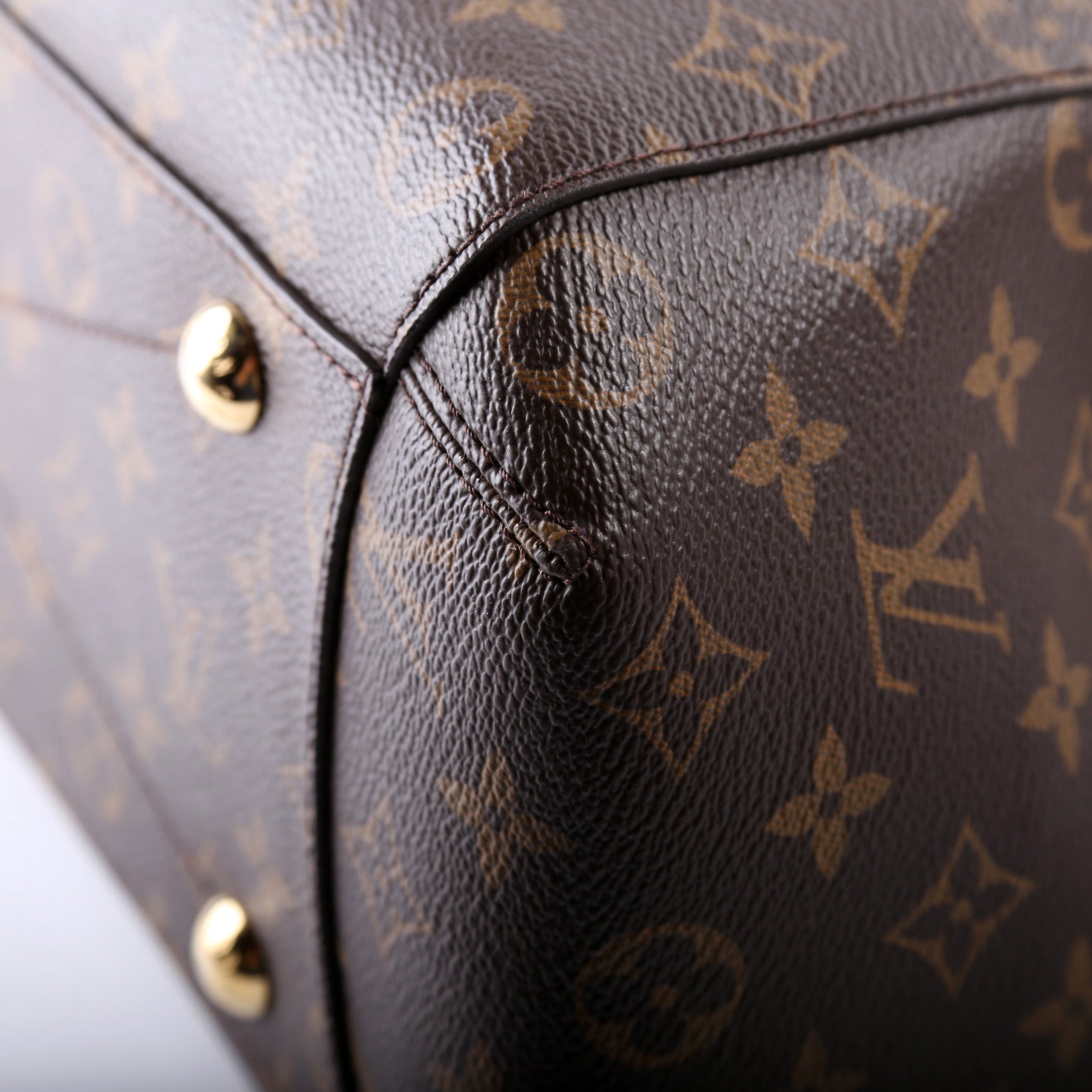 Montaigne GM Monogram