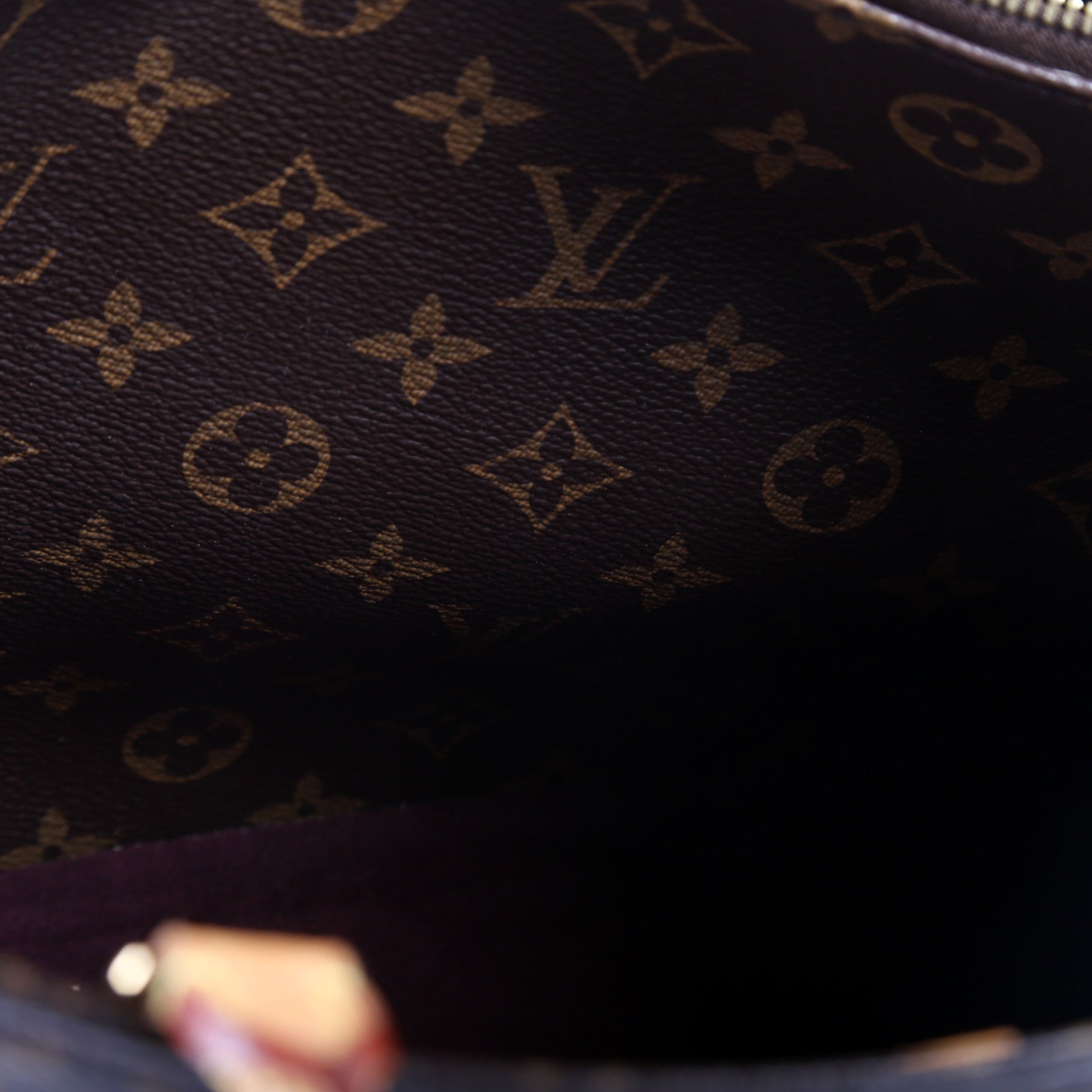 Montaigne GM Monogram
