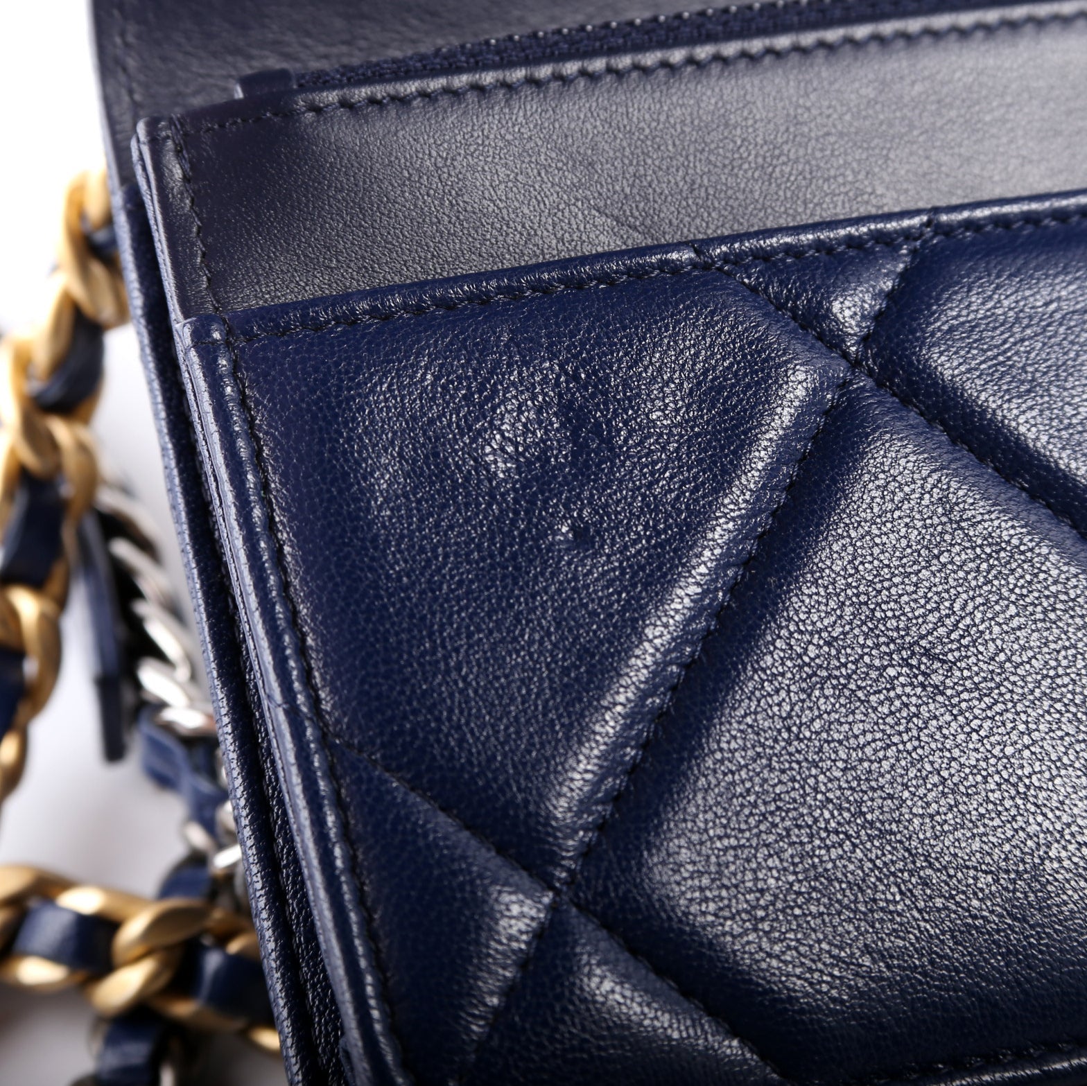 19 WOC Quilted Lambskin 29M