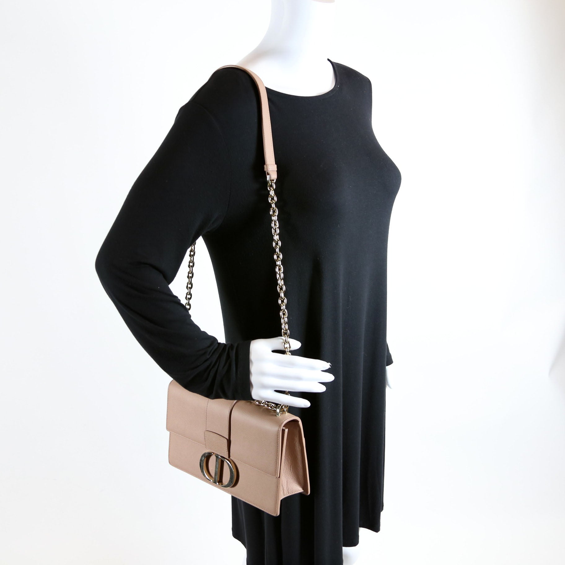30 Montaigne Chain Bag Nude