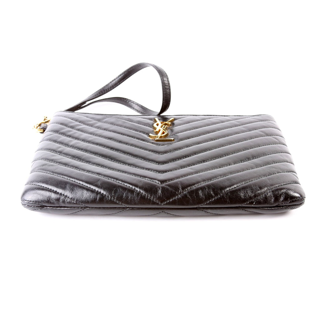 379039 A5 Matelasse Pouch Black