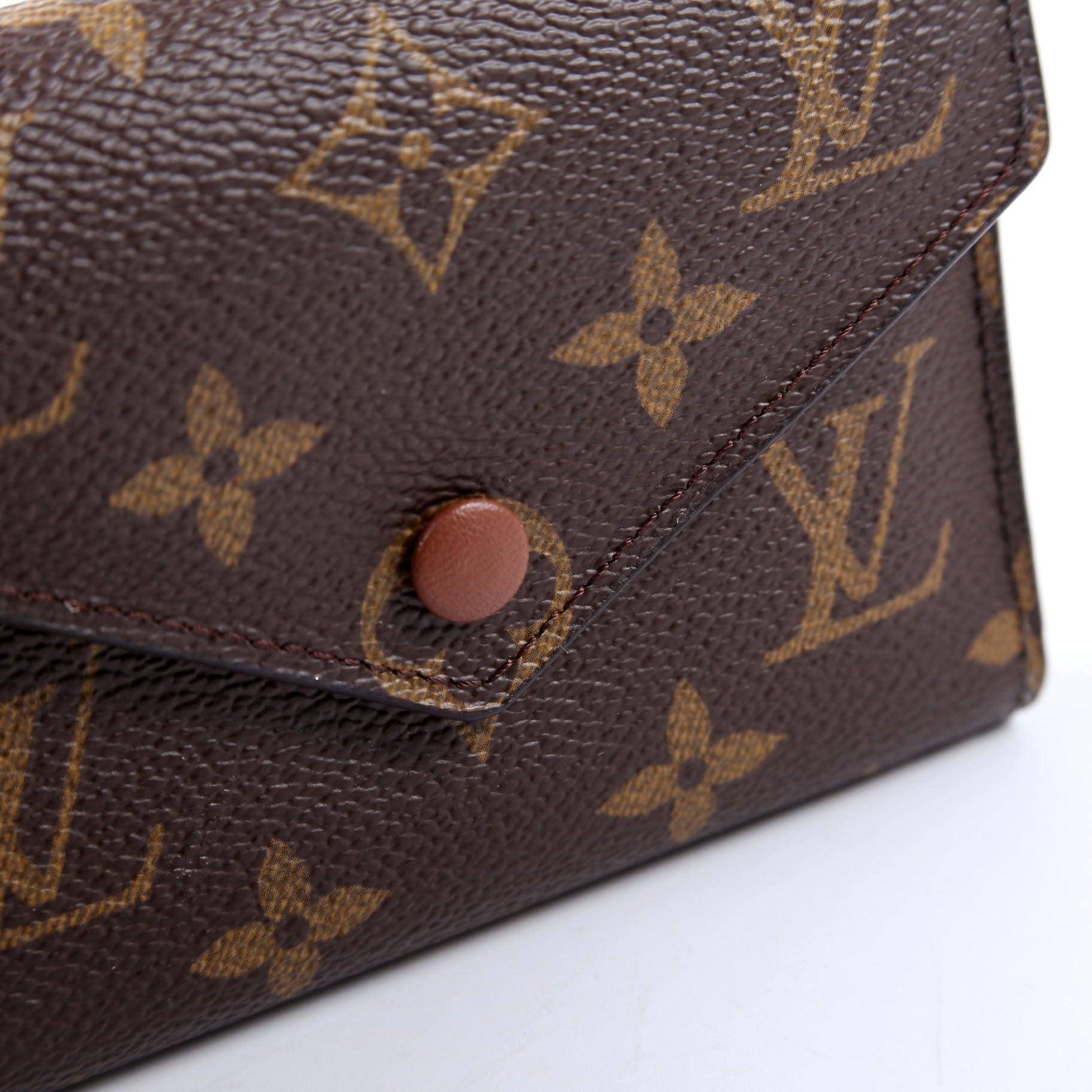 Victorine Wallet Monogram