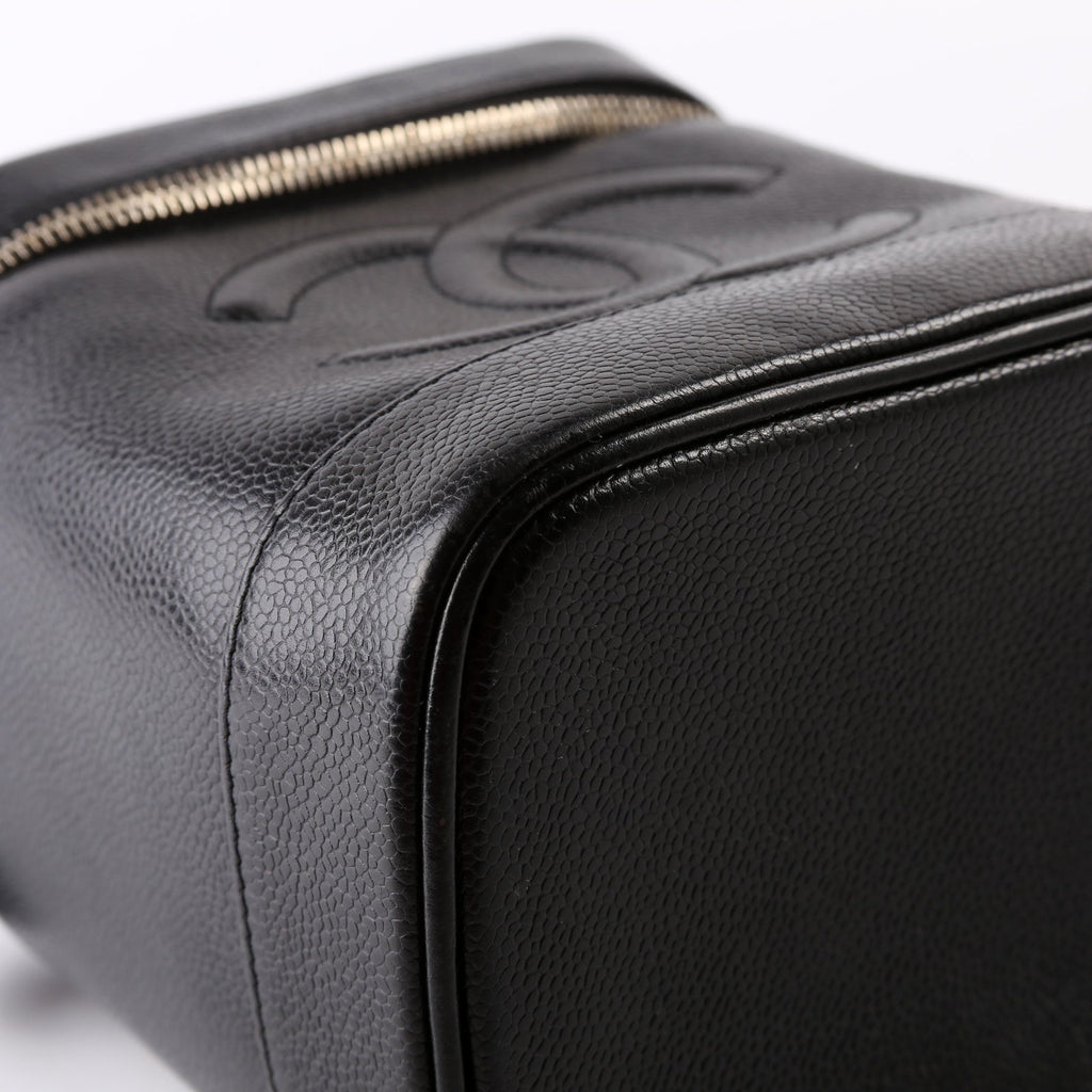 CC Vanity Case Small Caviar Draft