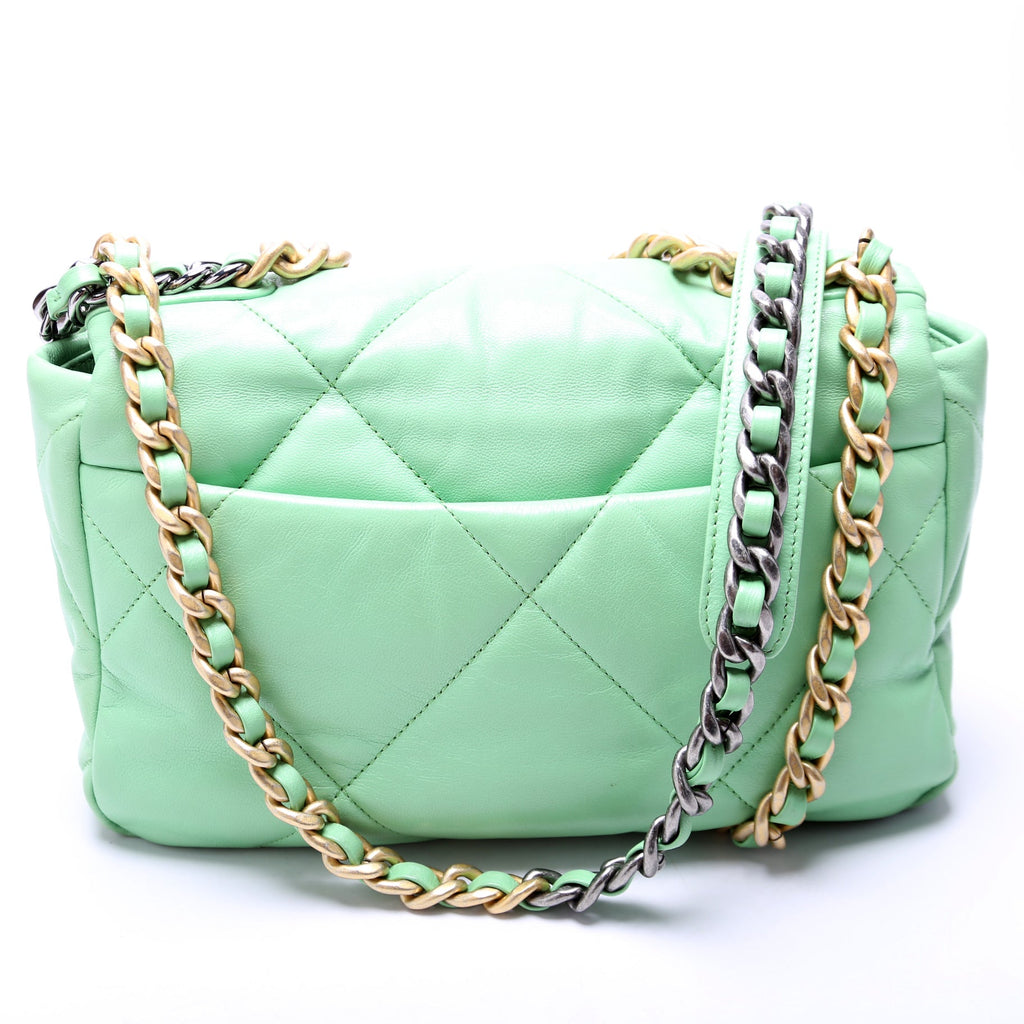 19 Medium Flap Quilted Goatskin 30M Green