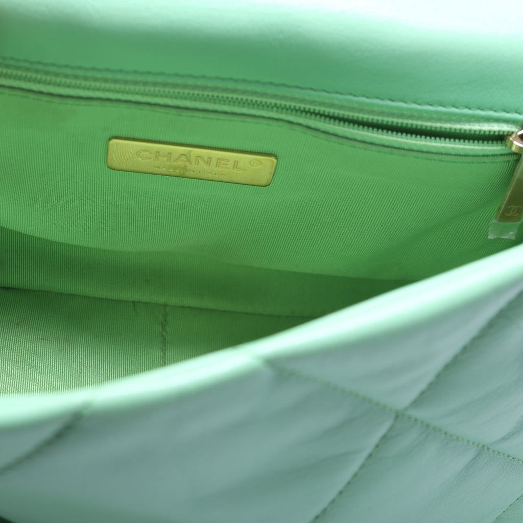 19 Medium Flap Quilted Goatskin 30M Green