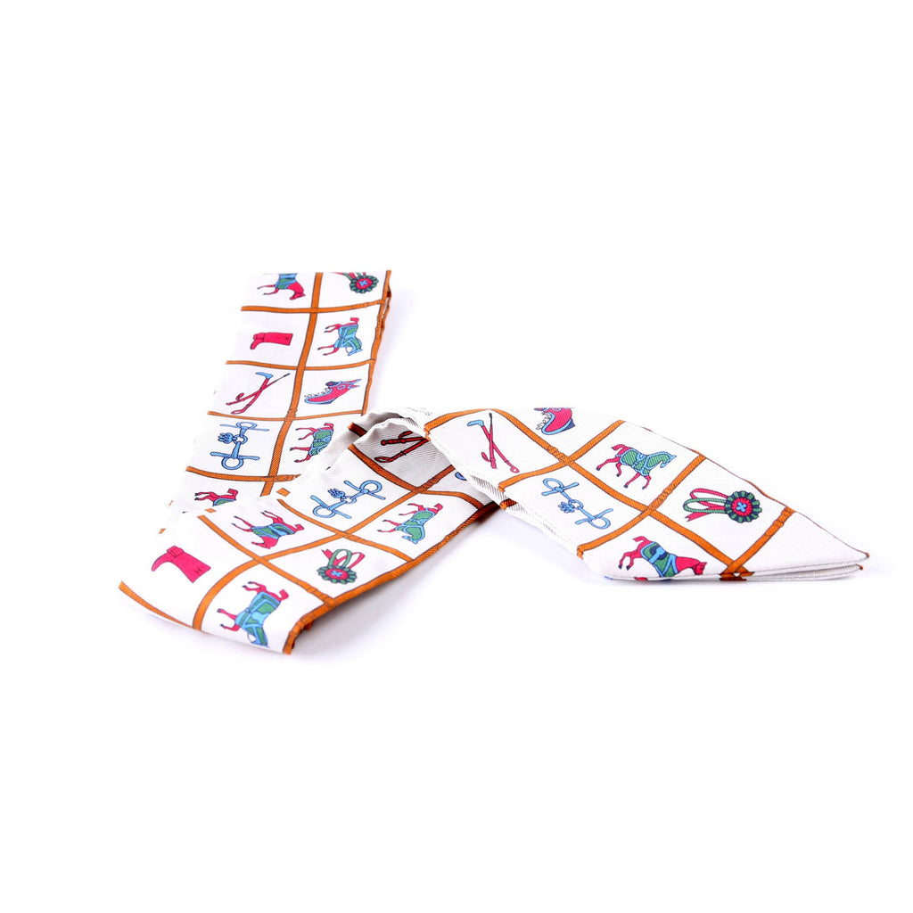 Couvertures Et Tenues De Jour Twilly Silk Scarf
