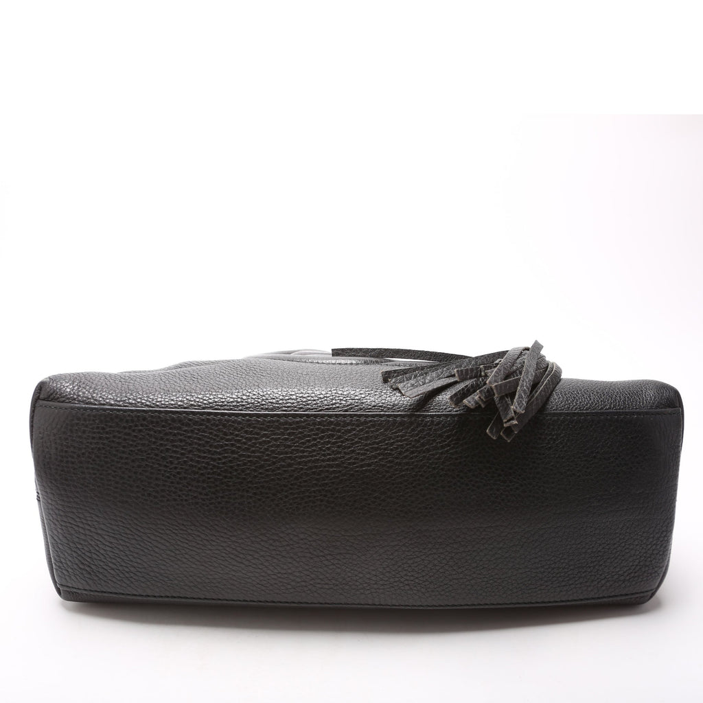 308982 Soho Leather Shoulder Medium Black
