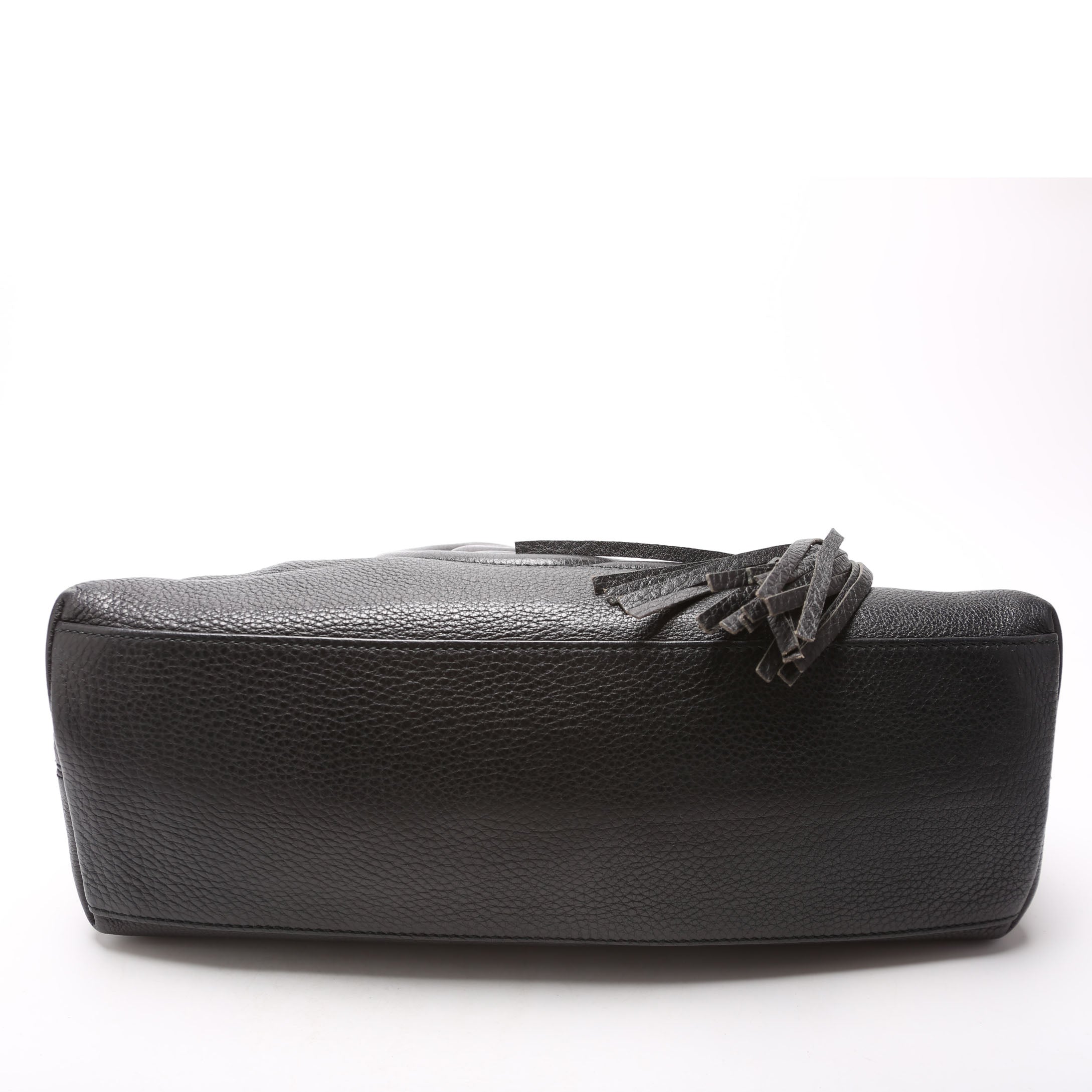 308982 Soho Leather Shoulder Medium Black