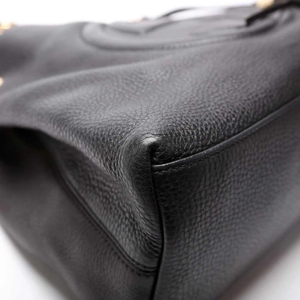 308982 Soho Leather Shoulder Medium Black