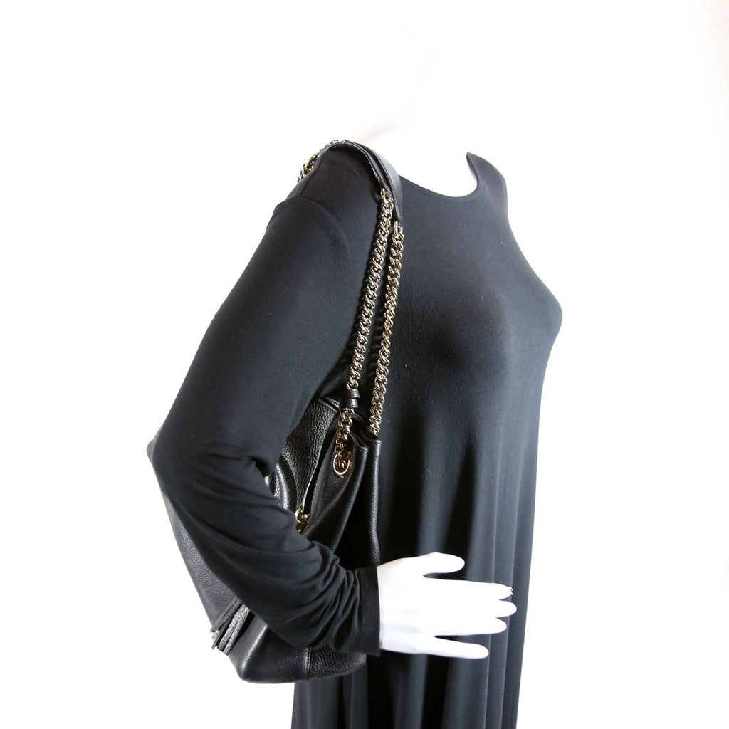 308982 Soho Leather Shoulder Medium Black