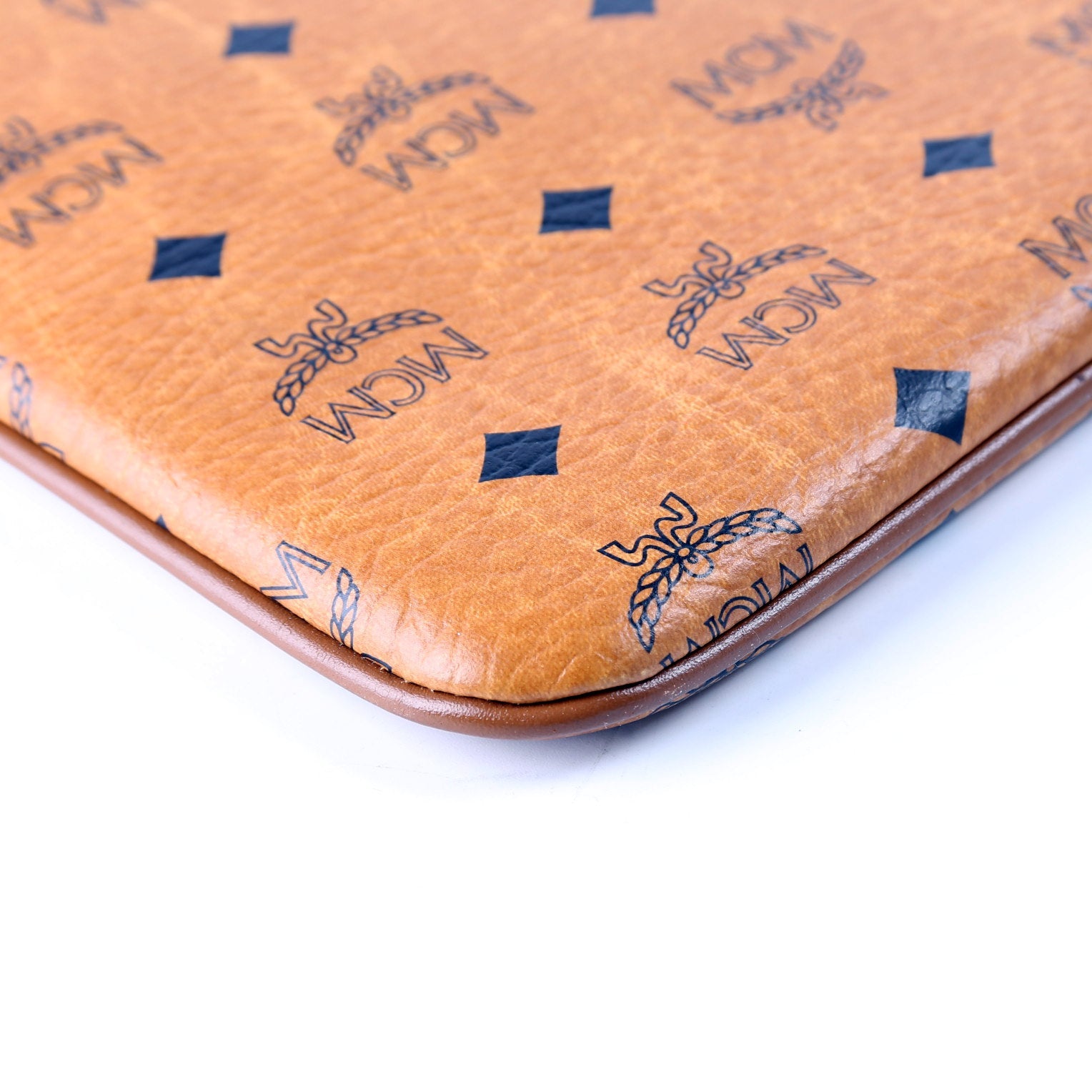 Liz Pouch Only Brown
