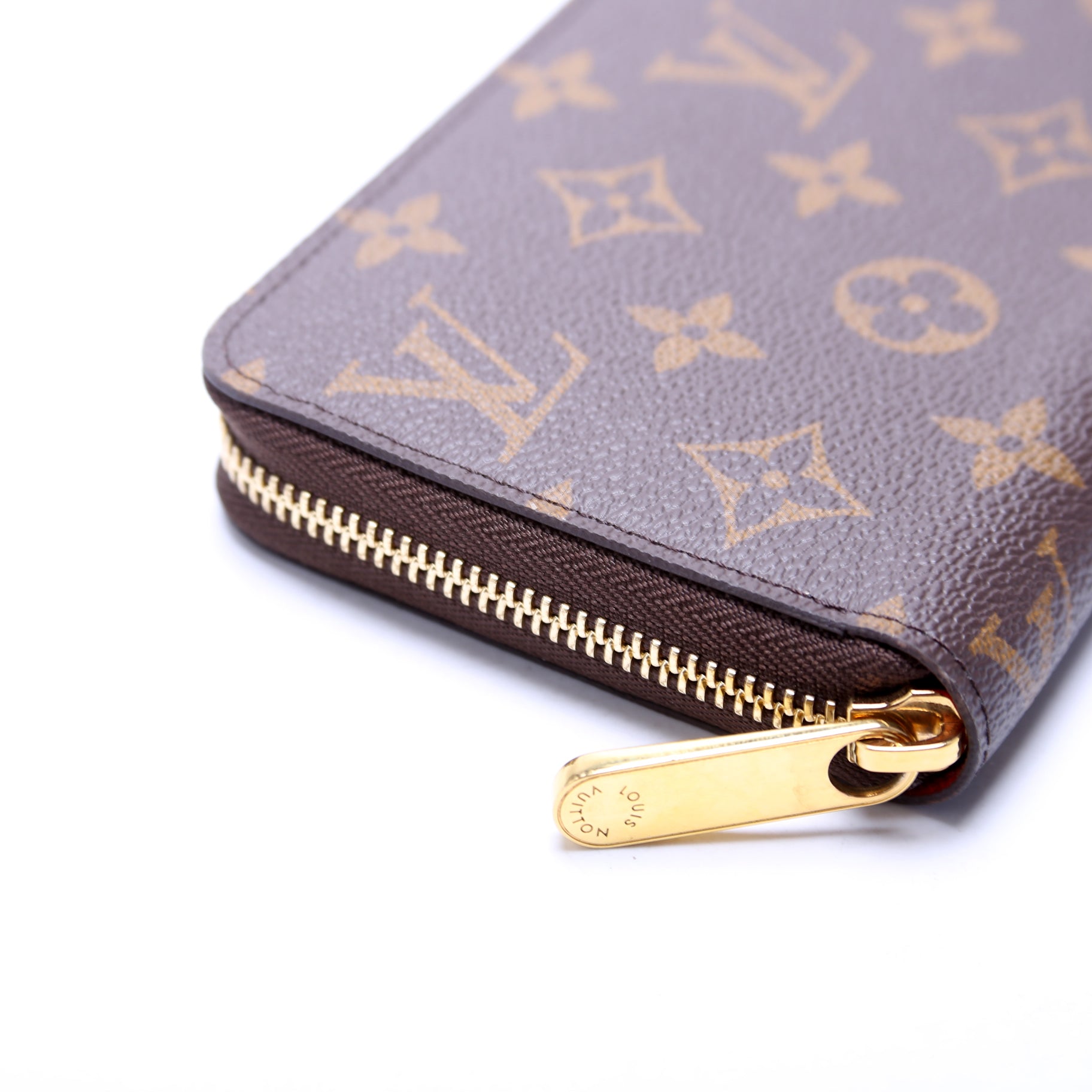 Zippy Wallet Monogram