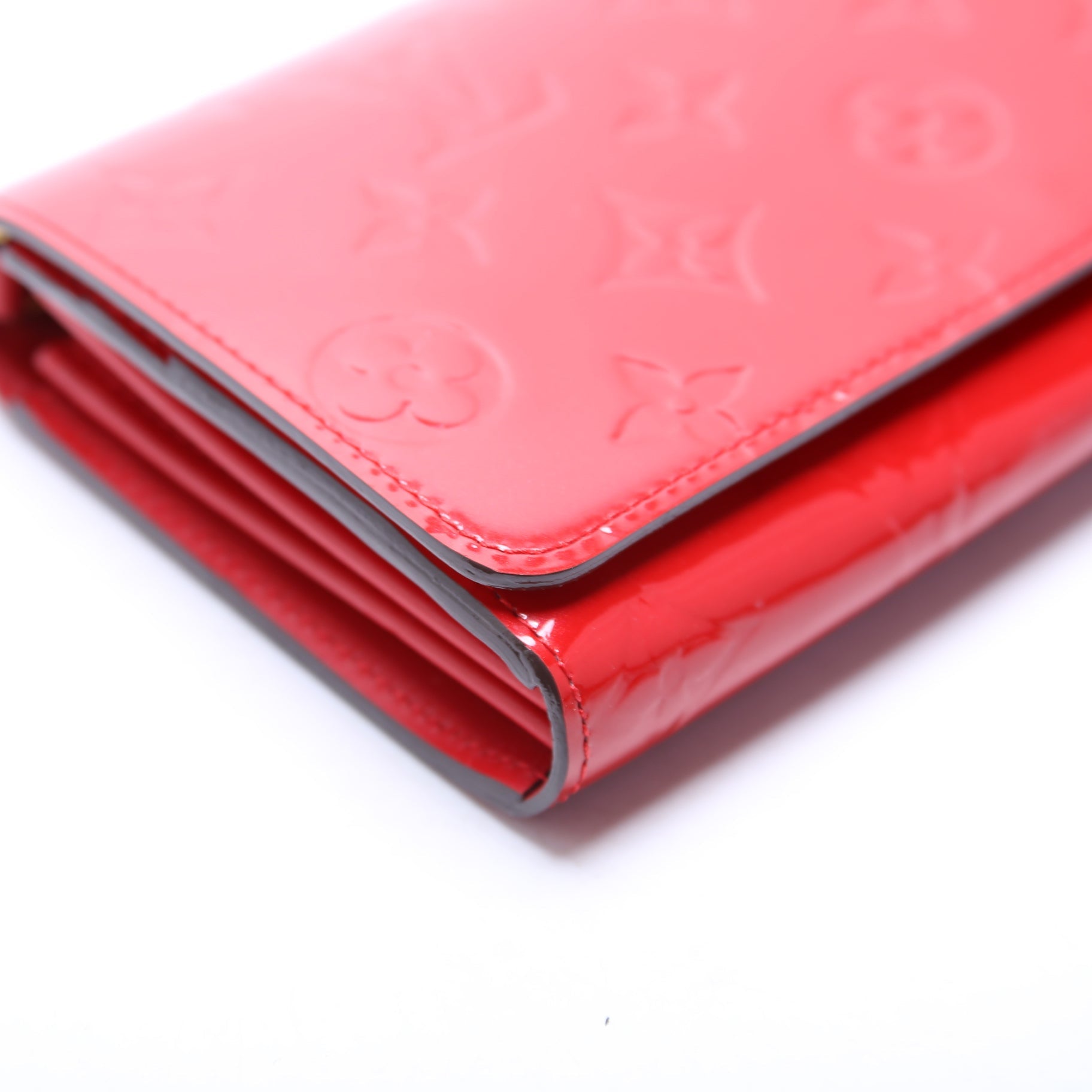 Sarah Chain Wallet Vernis Red
