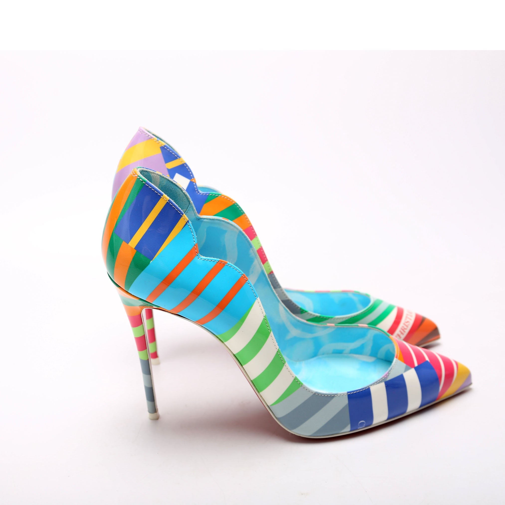 Hot Chick Striped Patent Pumps Size 39