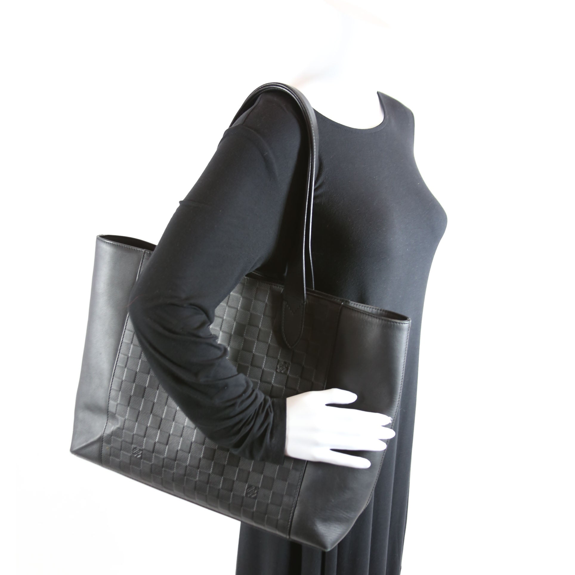 Cabas Voyage Infini Leather Black