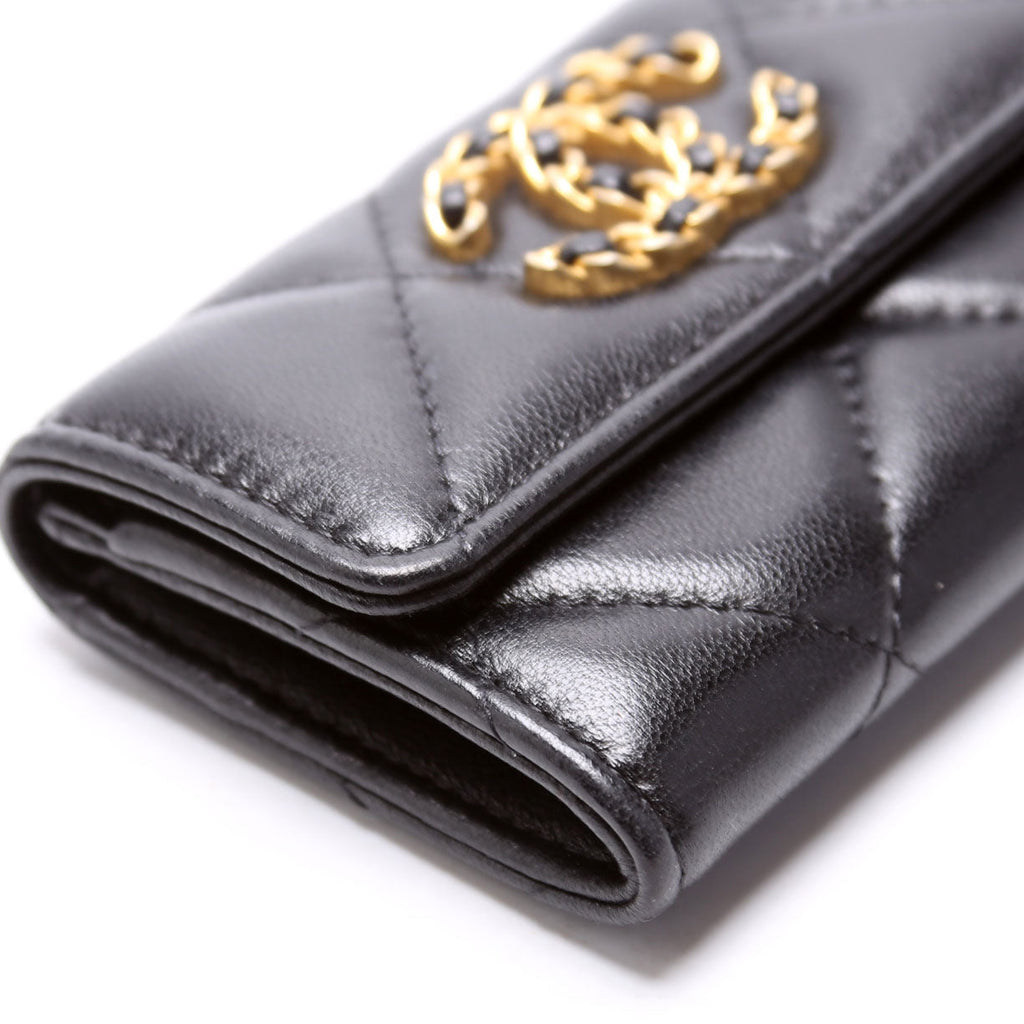 Quilted Lambskin 19 Flap Card Holder