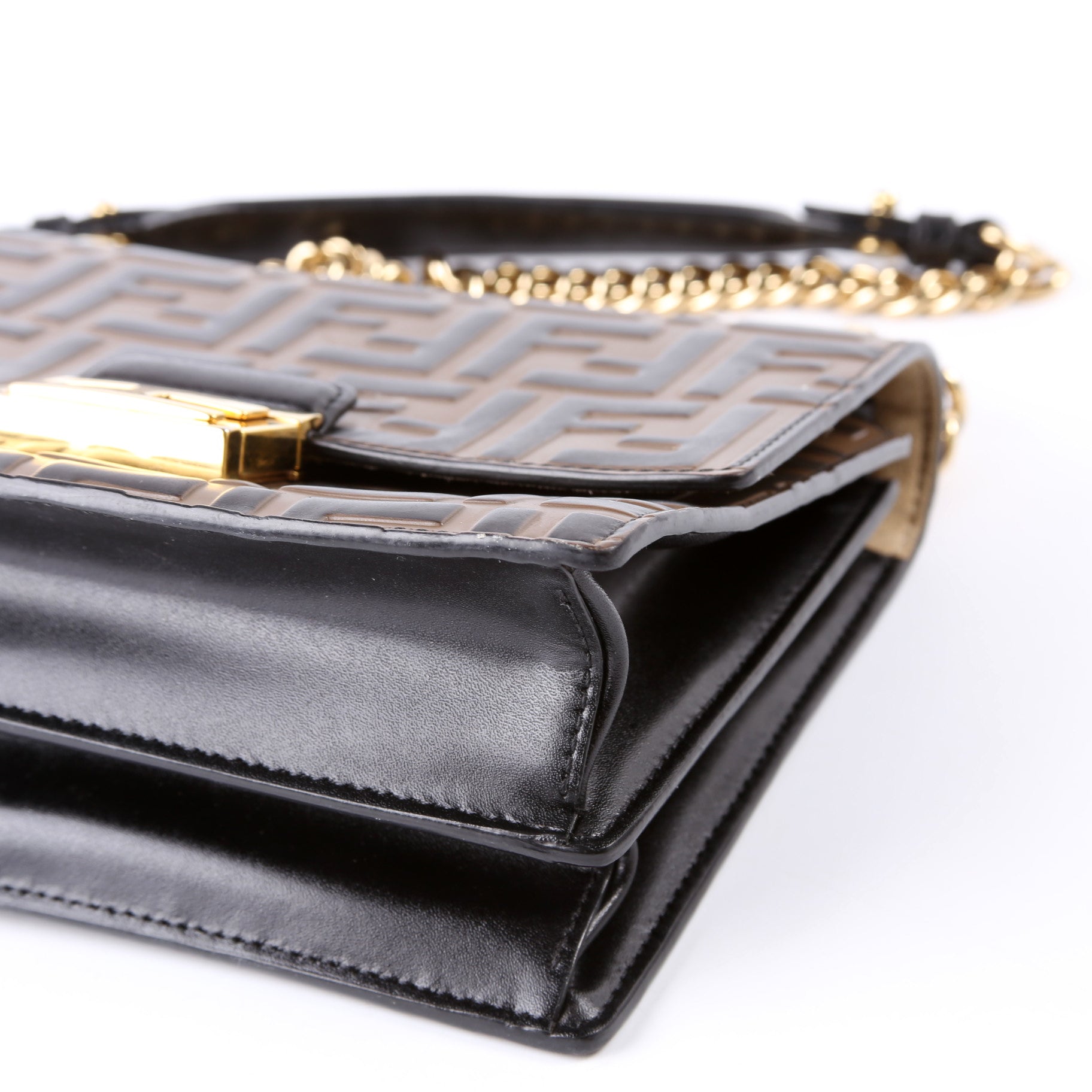 8M0417 Kan I Small Shoulder Bag
