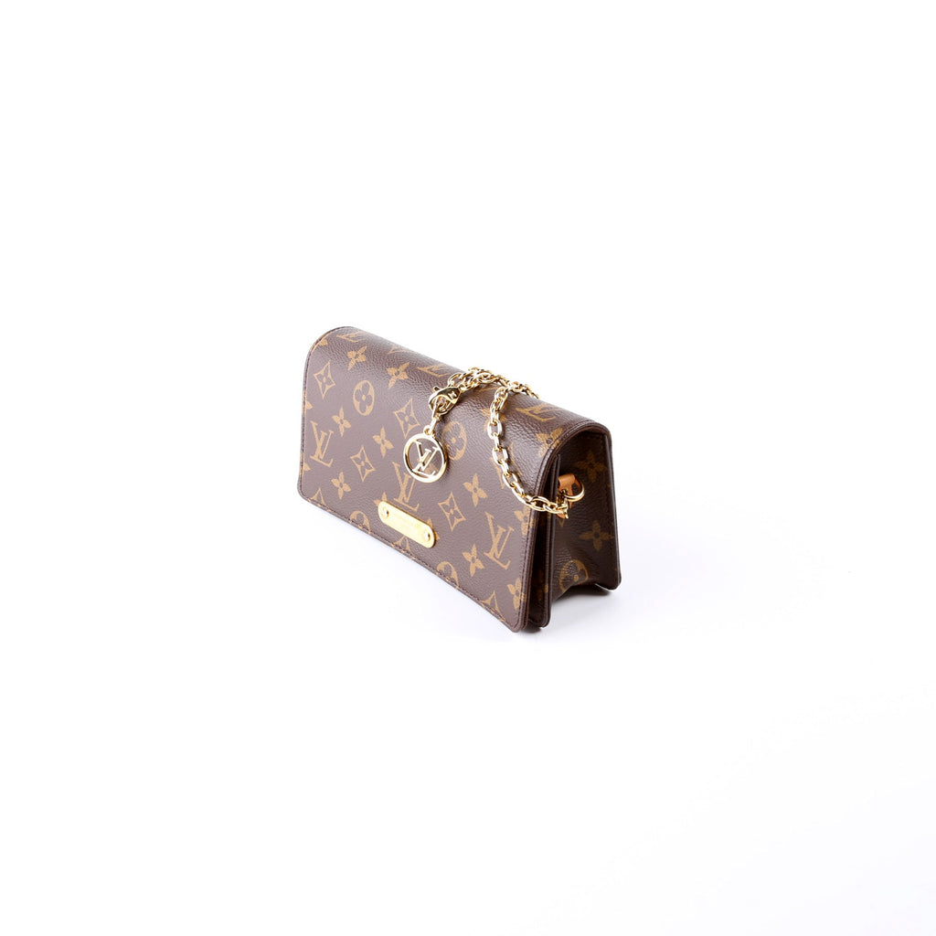 Wallet On Chain Lily Monogram