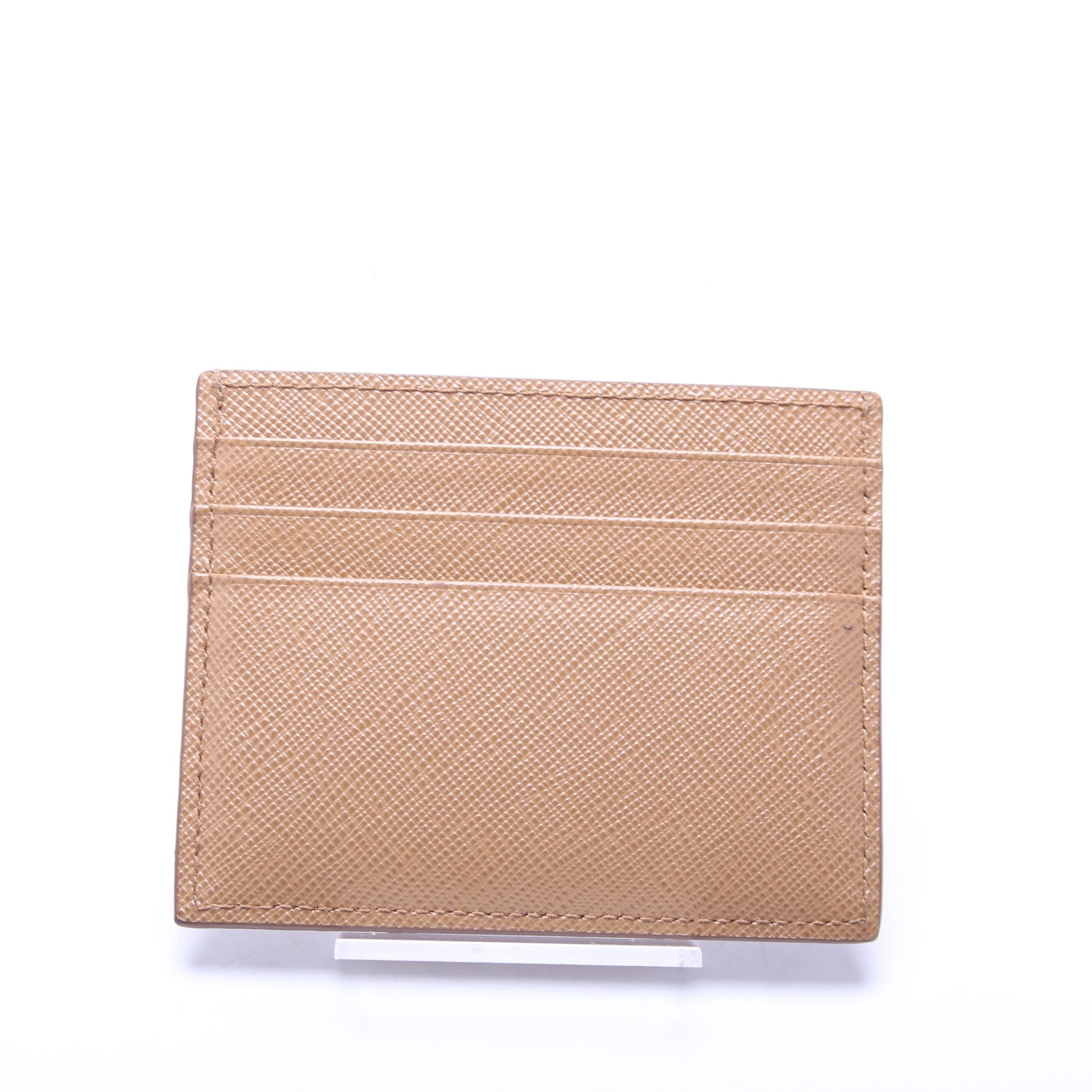 1MC025 Saffiano Triangle Logo Card Case Tan