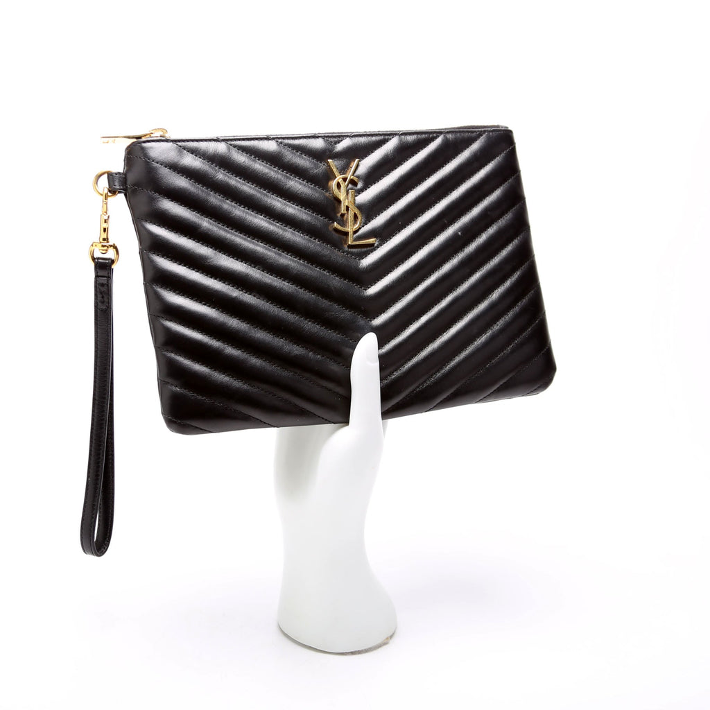 379039 A5 Matelasse Pouch Black