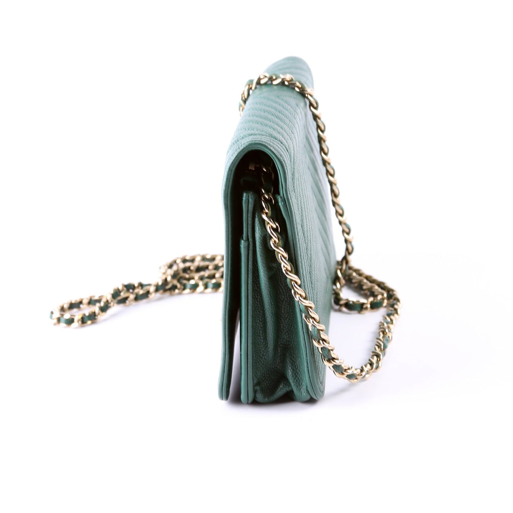 Wallet On Chain Boy Chevron Caviar Leather Green
