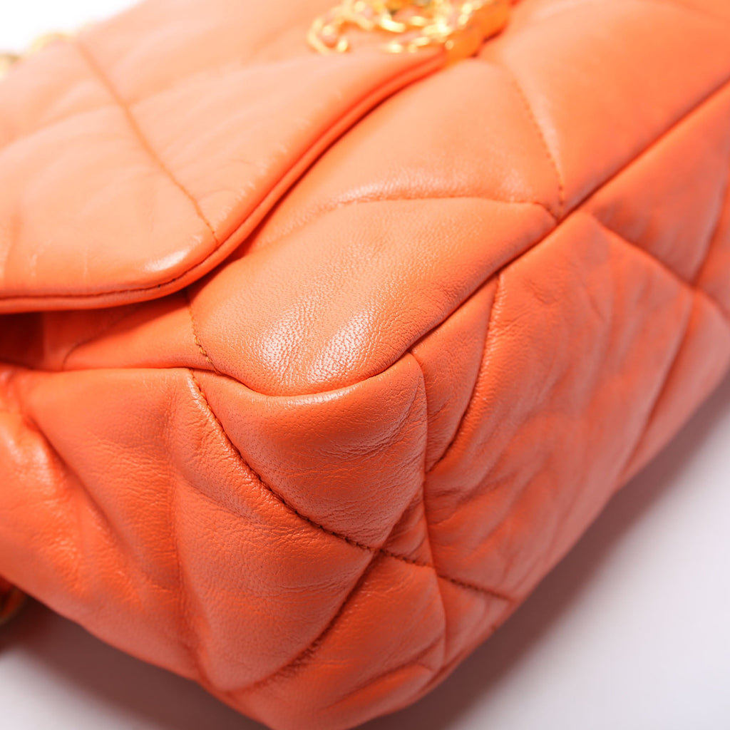 Quilted Goatskin 19 Medium Flap 29M Orange