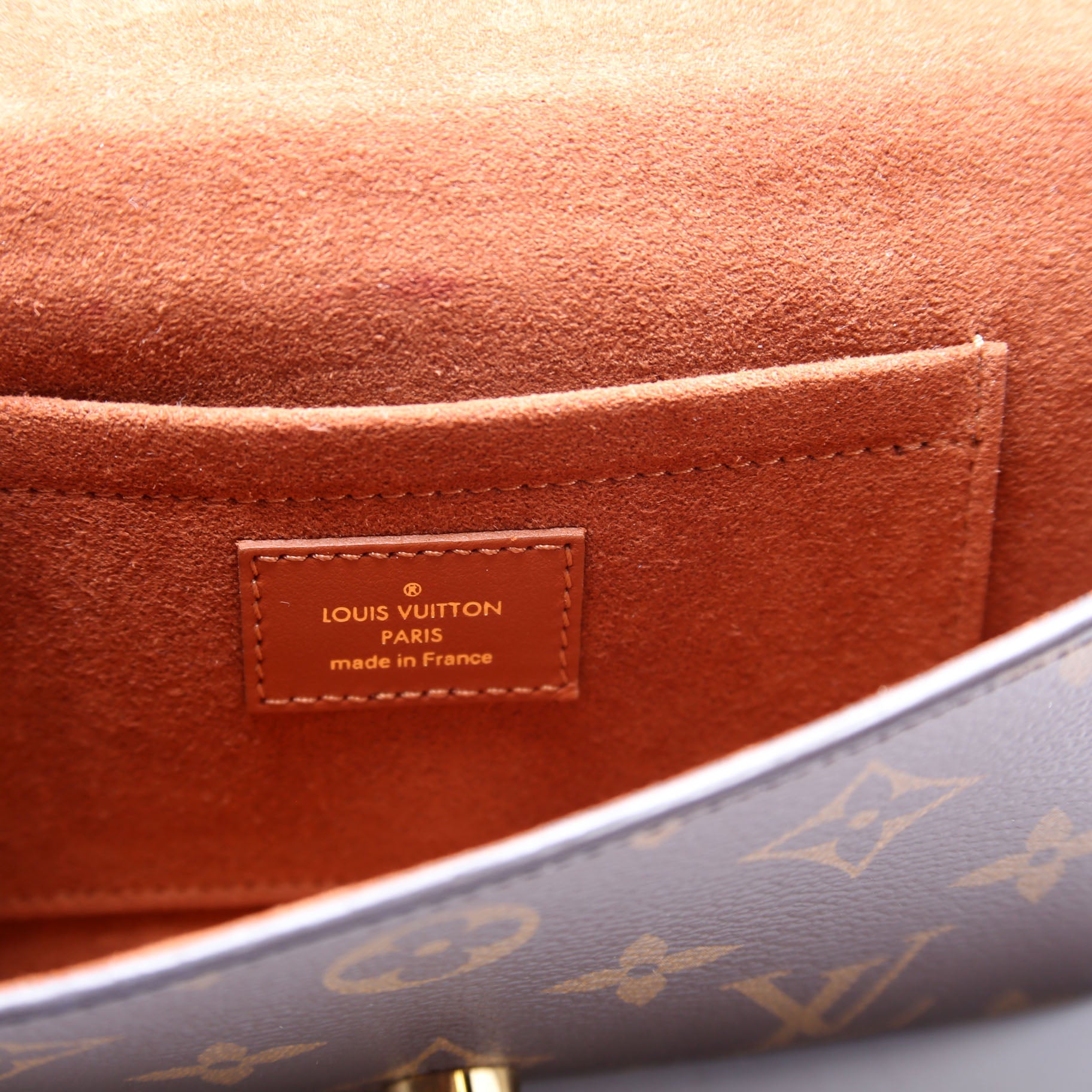Padlock On Strap Monogram