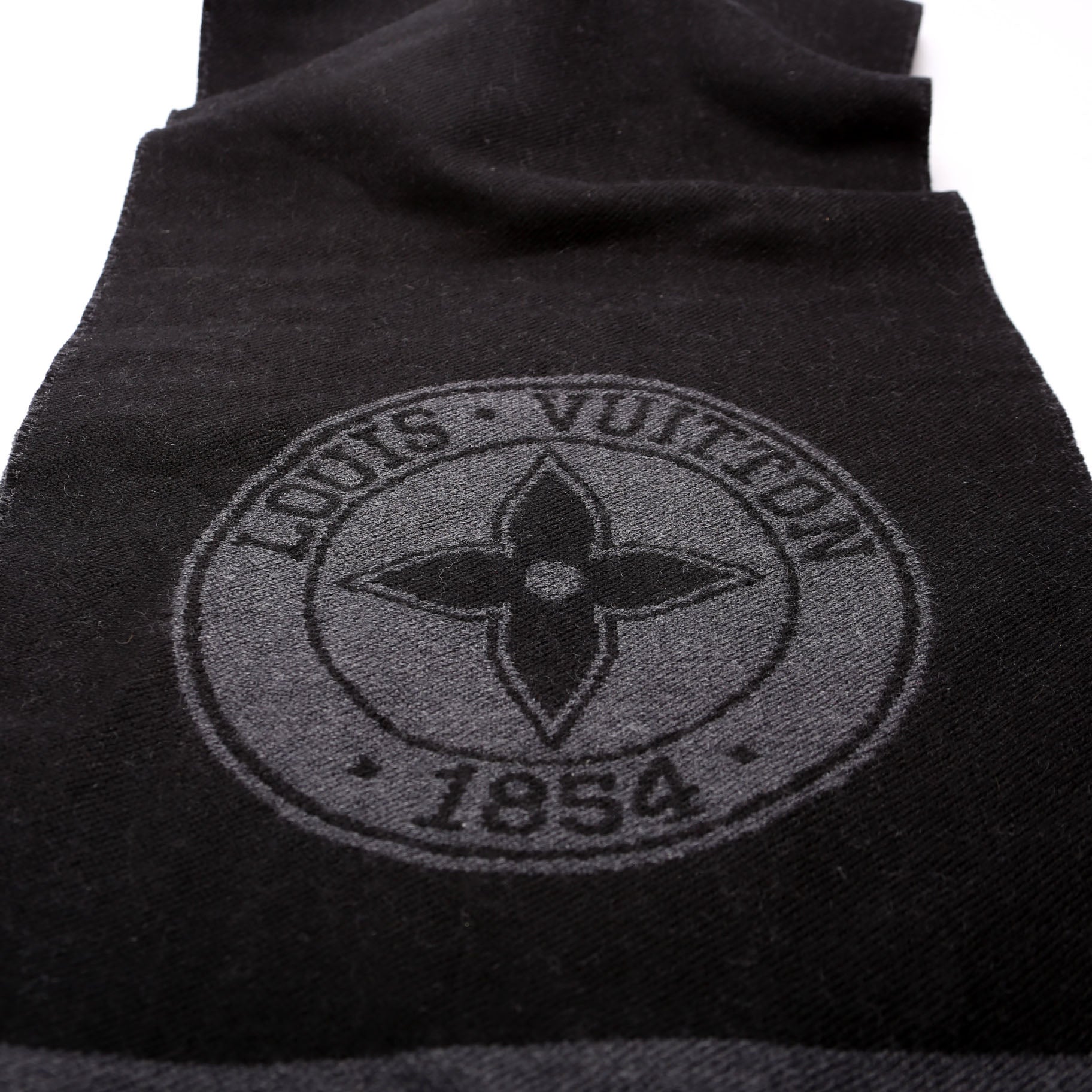 LV College League Fringe Wool Scarf Black