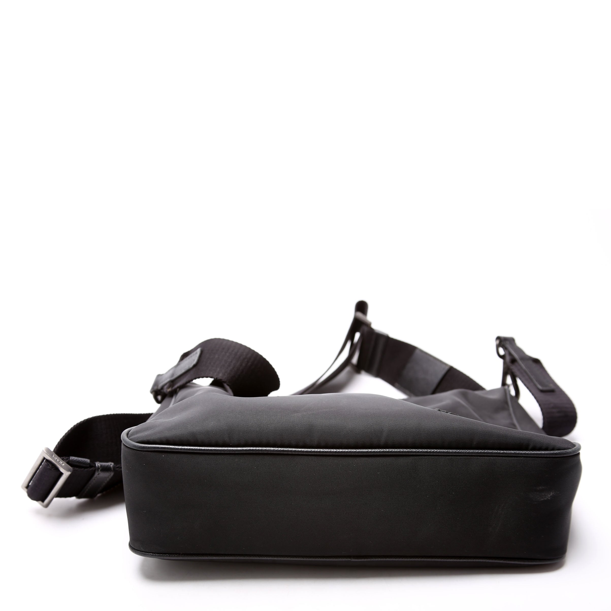 2VH113 Re-Nylon Small Zip Messenger Bag Black