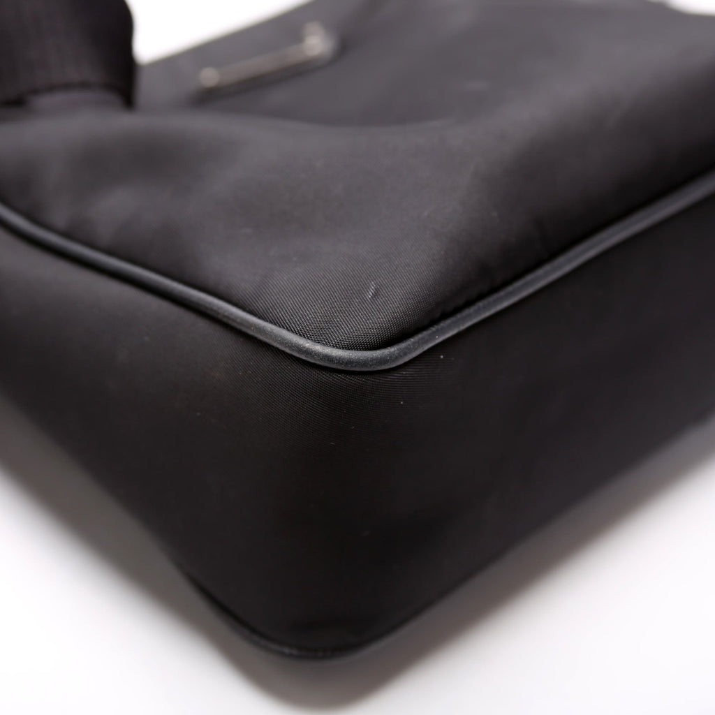 2VH113 Re-Nylon Small Zip Messenger Bag Black