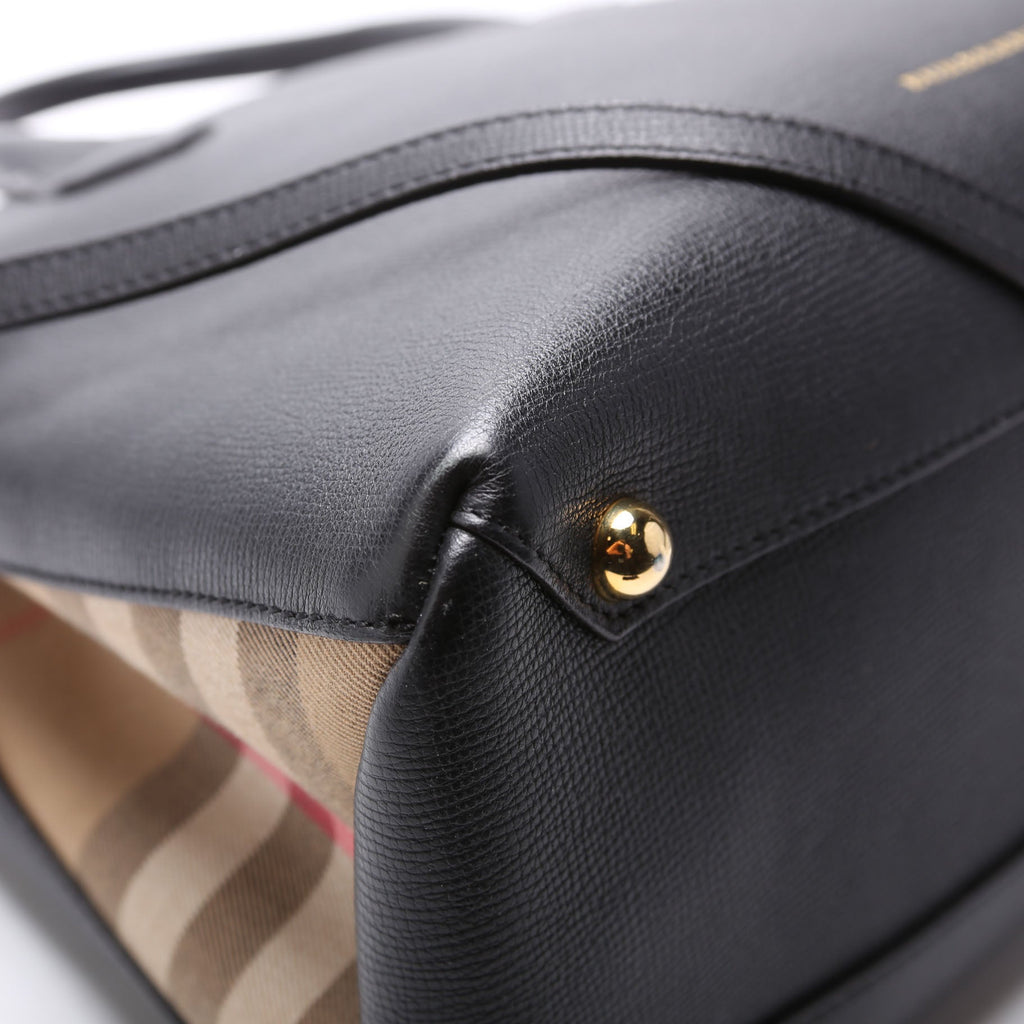 3958978 Banner Medium Tote