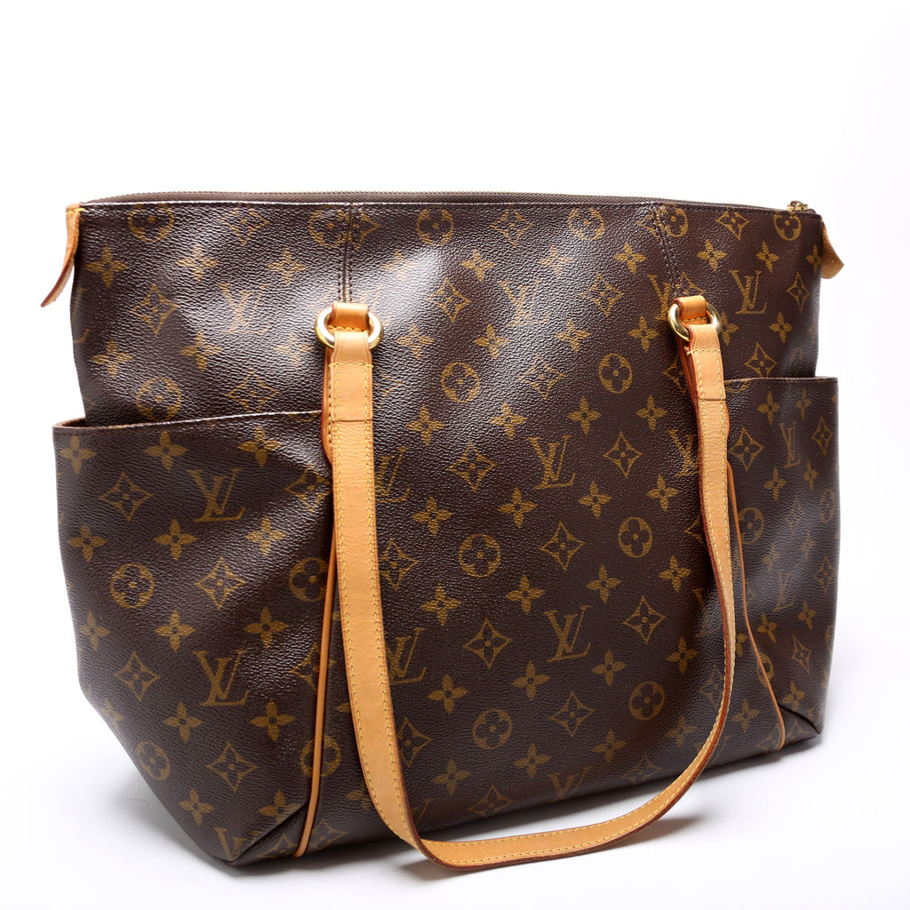Totally MM Monogram