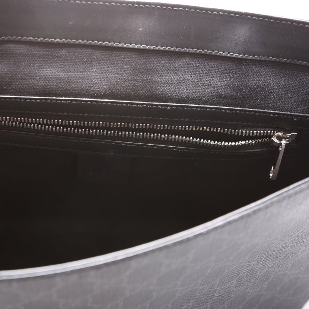 Gucci 474138 GG Supreme Messenger Black