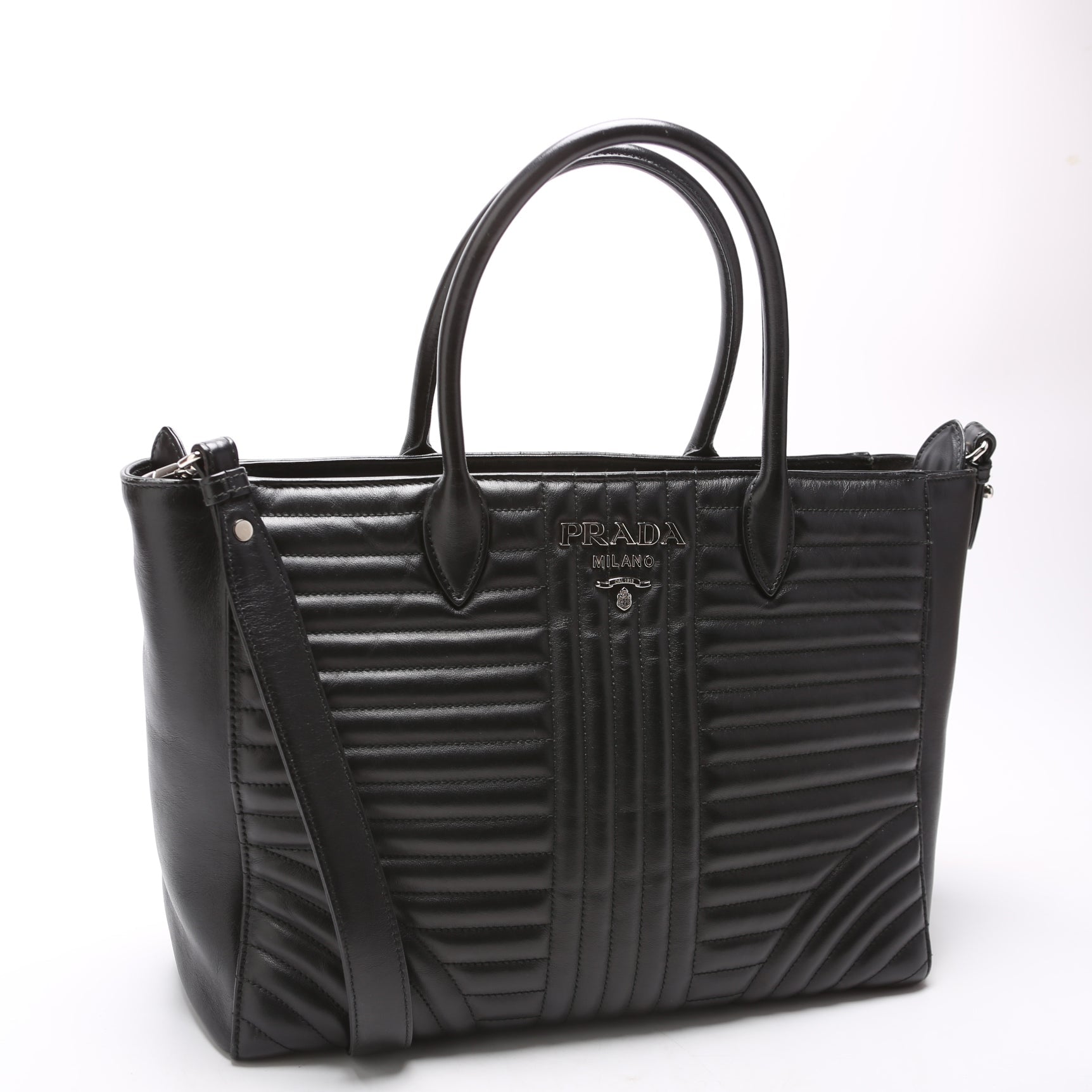 Quilted Calfskin Diagramme Tote 1BA195 Black