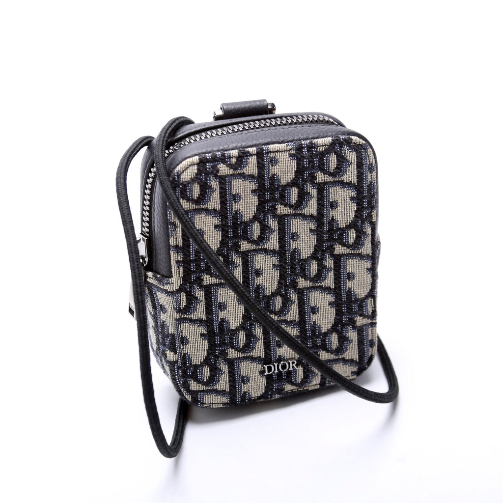 Oblique D-Touch Nano Pouch