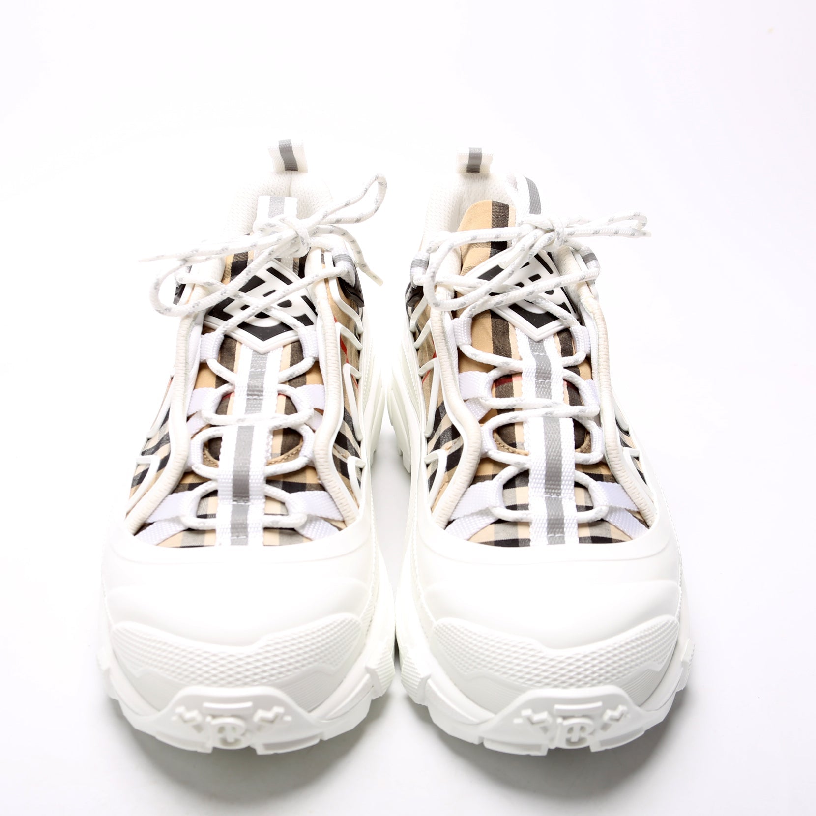Arthur Check Sneakers Size 41