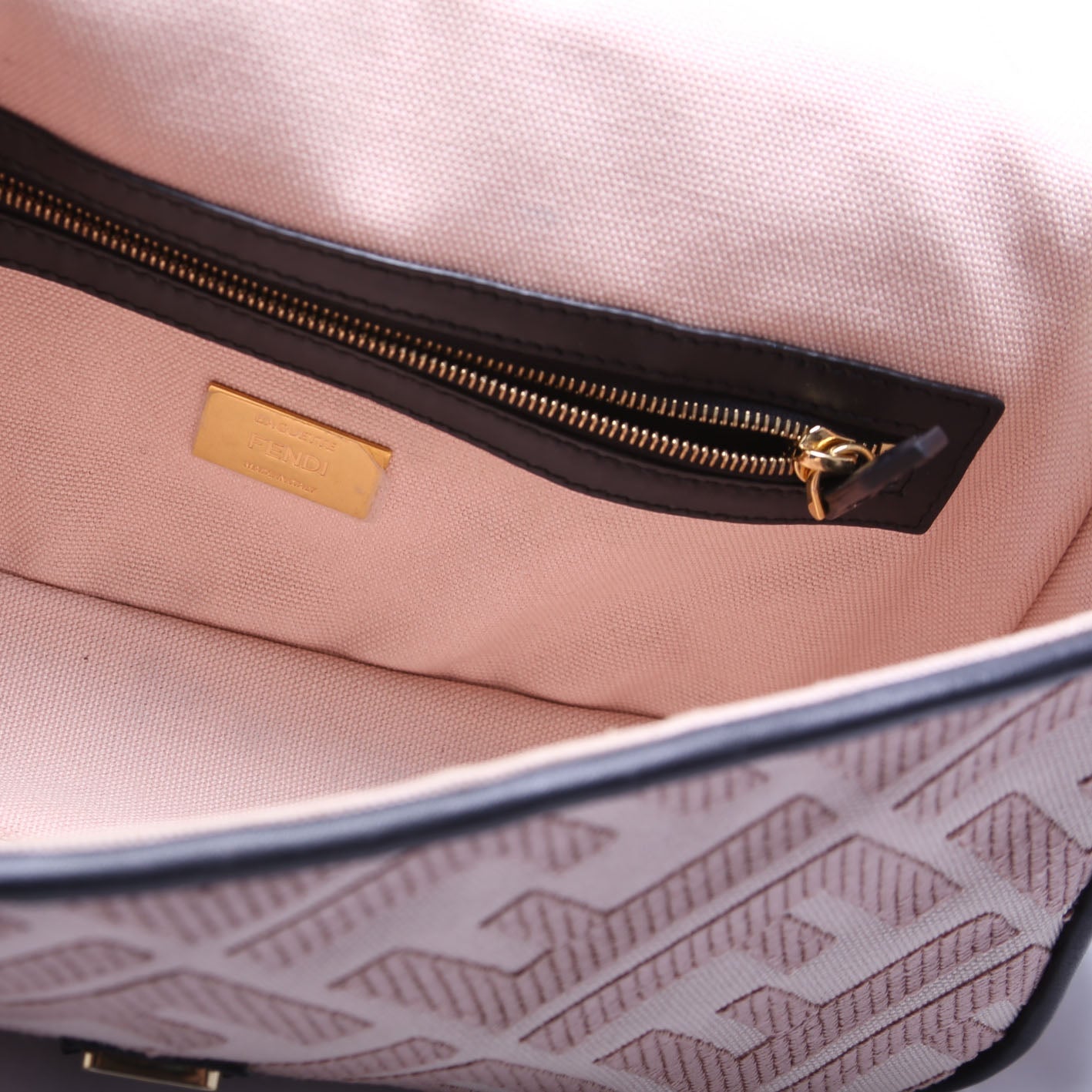 FF Jacquard Baguette 8BR600 Pink