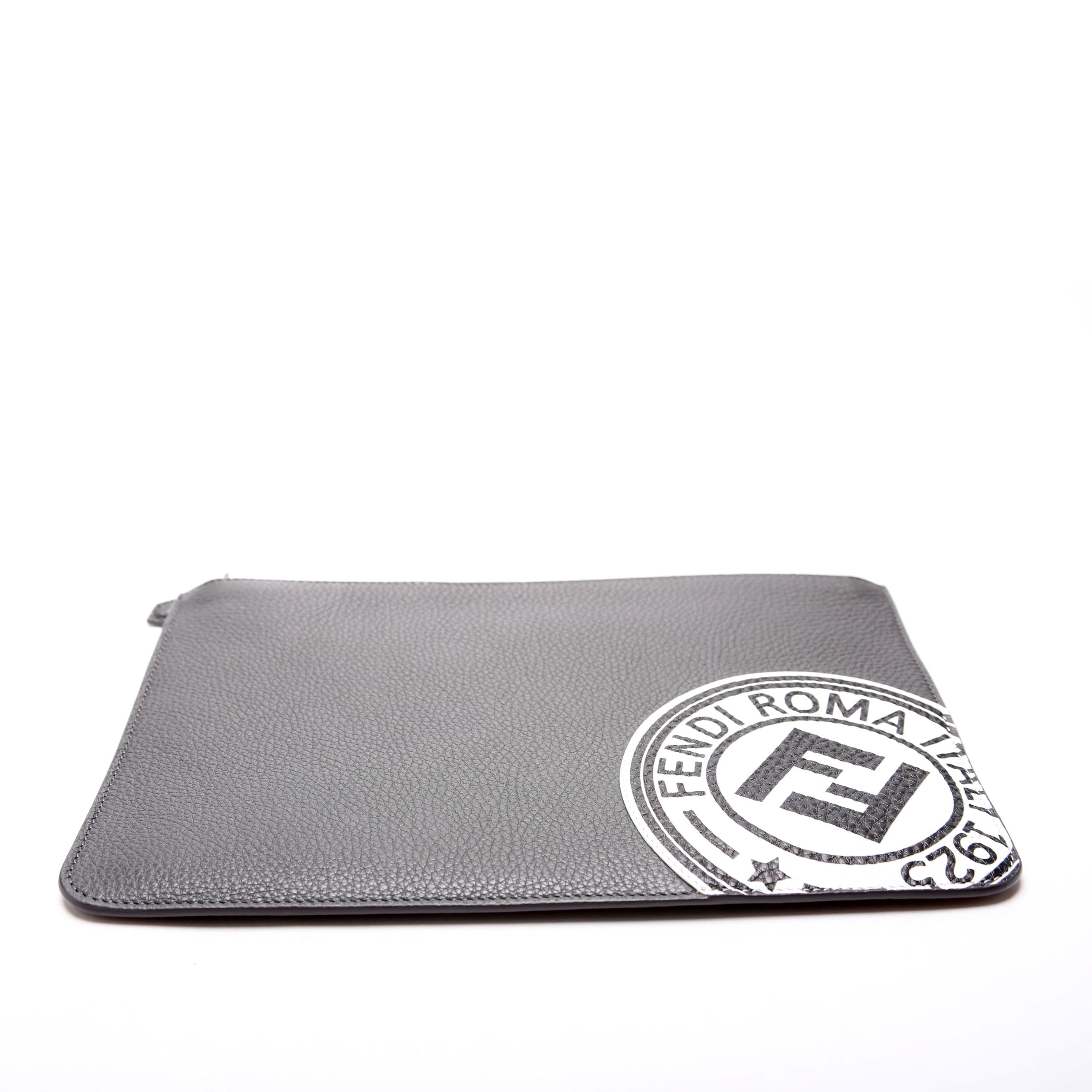 7N0078 FF Roma Clutch Grey