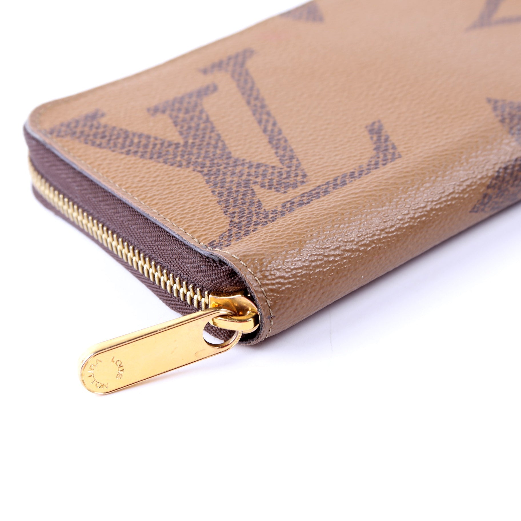 Zippy Wallet Giant Reversed Monogram